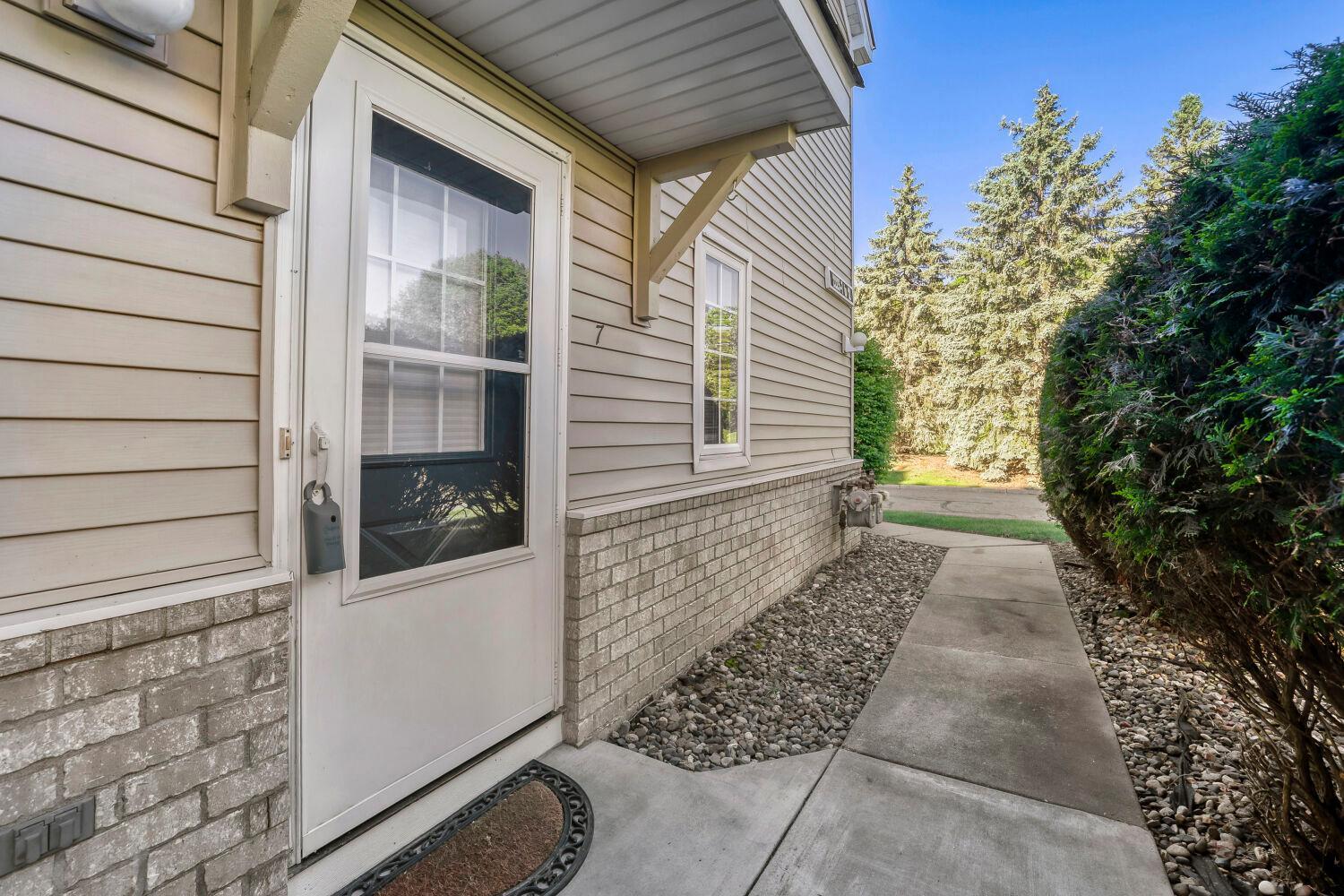 View of Residential at 2225 Ranchview Lane #7, Plymouth MN 55447, Plymouth (23 of 29) - Mike Wilen | Minnesota Team Real Estate