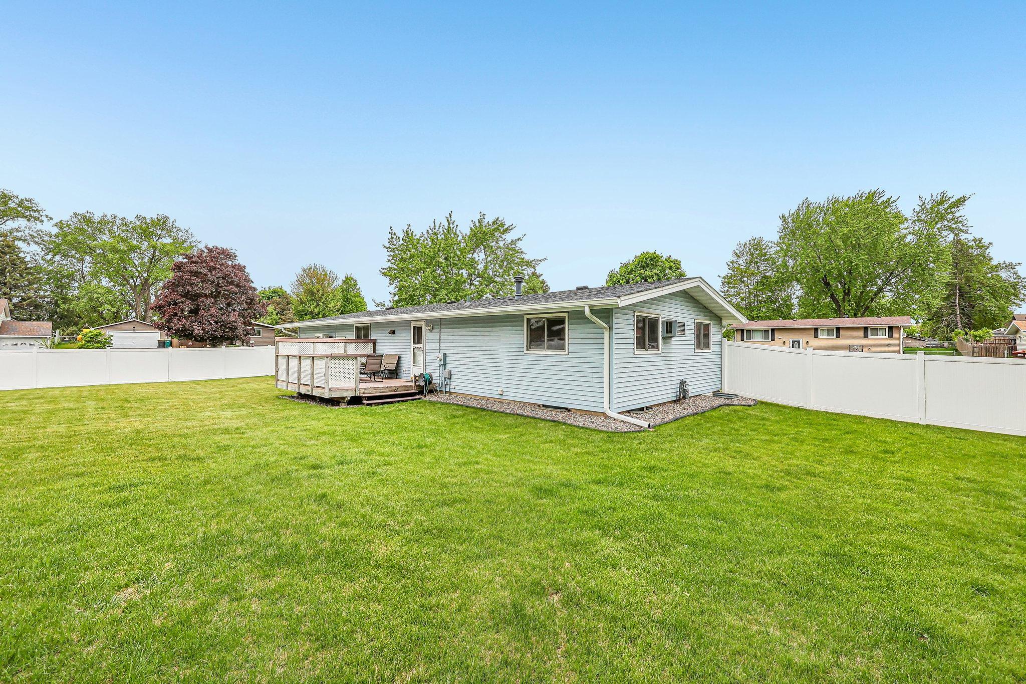 View of Residential at 6847 8th Street Lane, Oakdale MN 55128, Oakdale (28 of 32) - Mike Wilen | Minnesota Team Real Estate