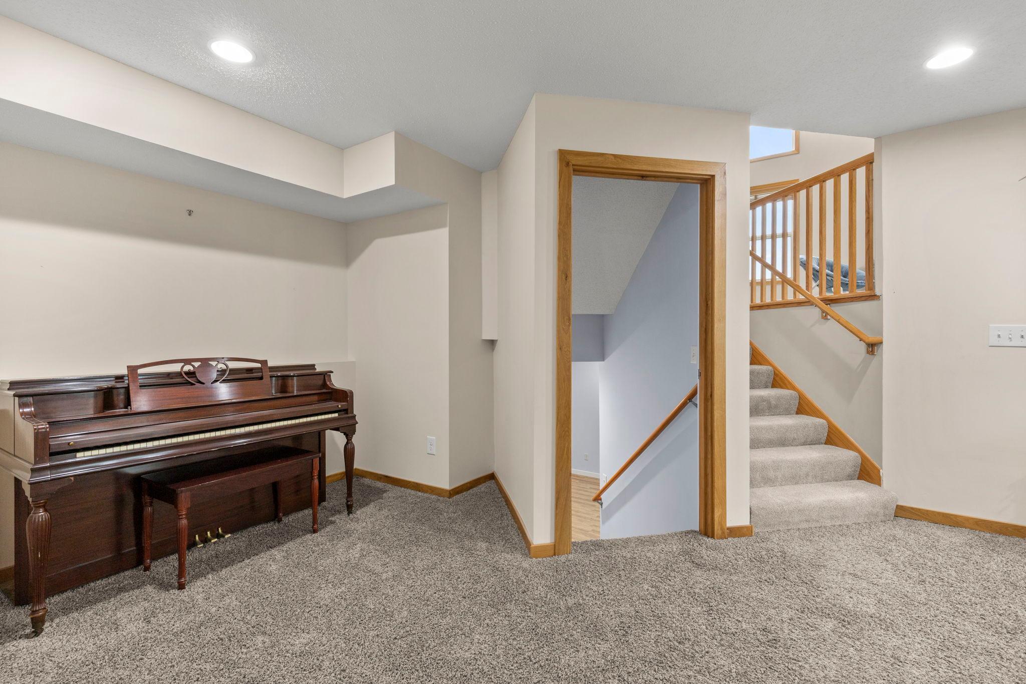 View of Residential at 1177 Danube Avenue, Shakopee MN 55379, Shakopee (34 of 72) - Mike Wilen | Minnesota Team Real Estate