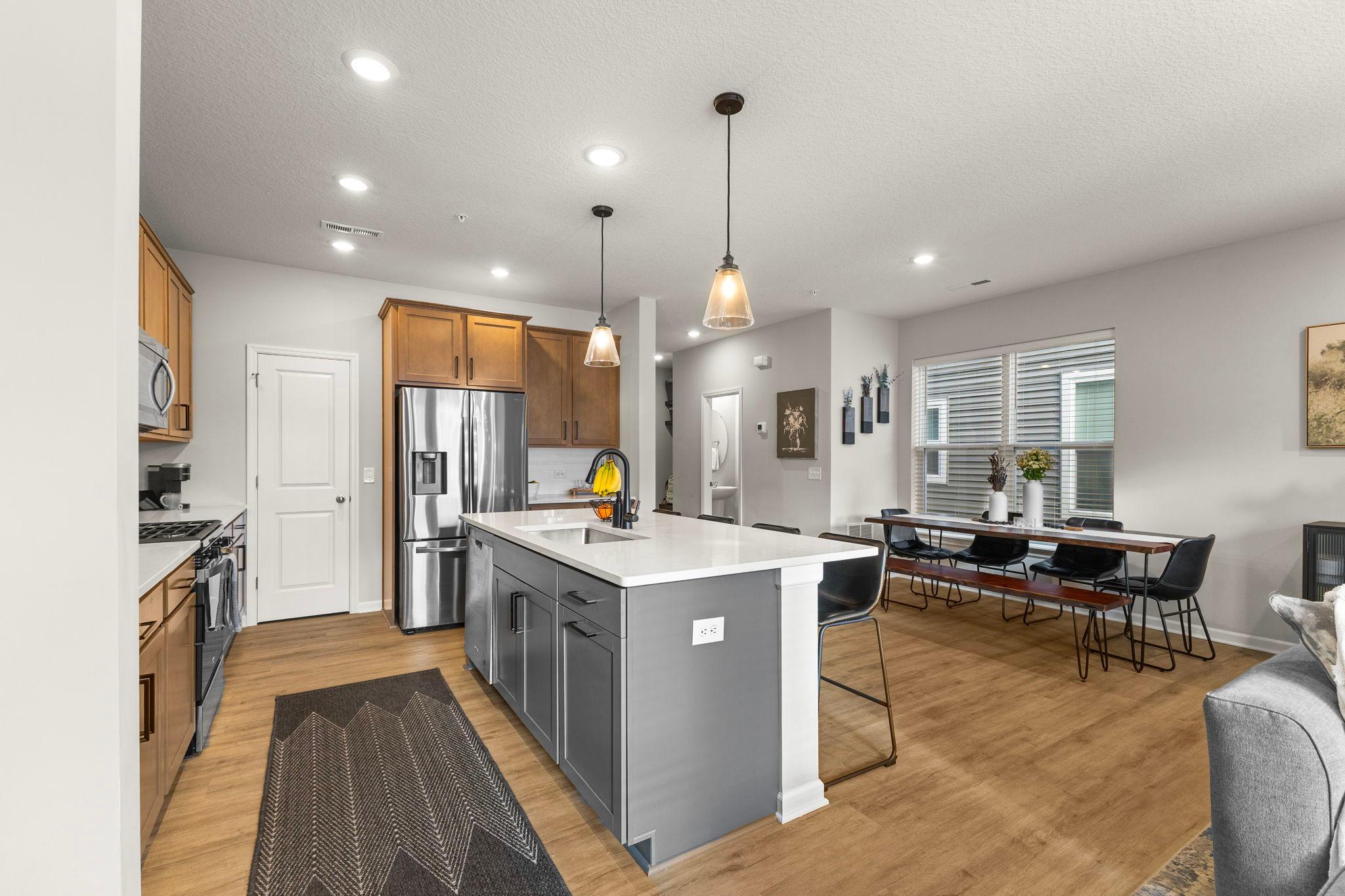 View of Residential at 14540 Twin Lakes Circle, Burnsville MN 55306, Burnsville (21 of 51) - Mike Wilen | Minnesota Team Real Estate
