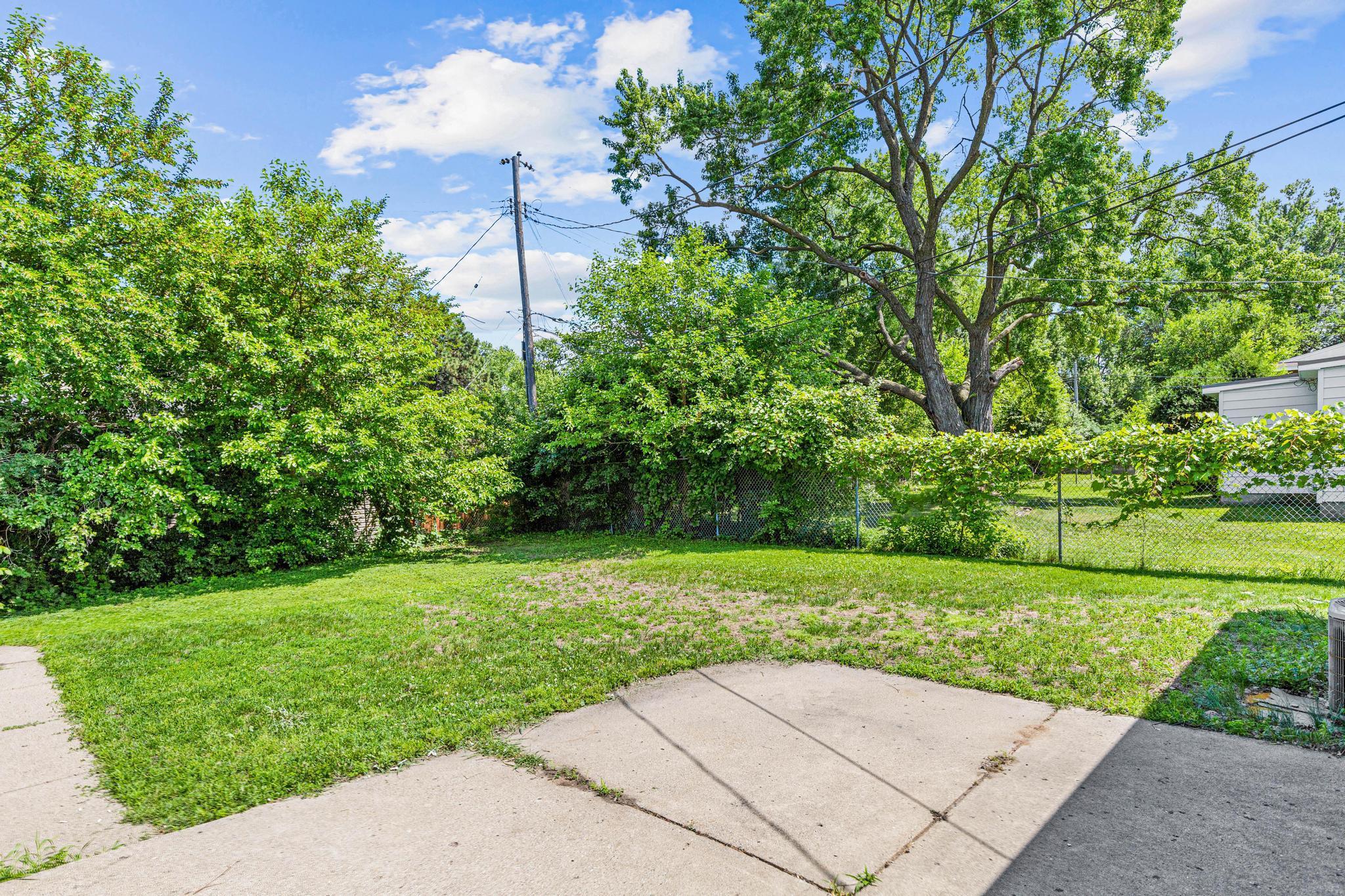 View of Residential at 1601 Princeton Avenue, Saint Louis Park MN 55416, Saint Louis Park (16 of 32) - Mike Wilen | Minnesota Team Real Estate