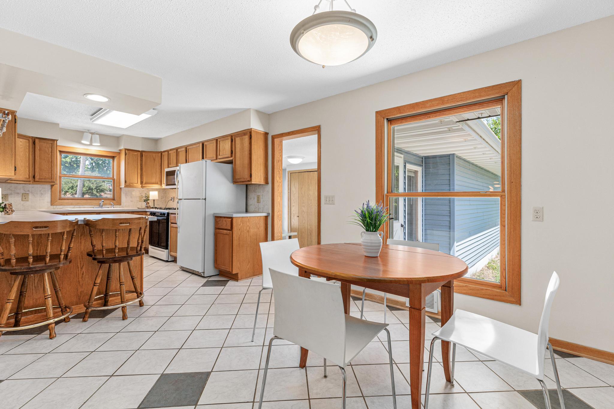 View of Residential at 1601 Princeton Avenue, Saint Louis Park MN 55416, Saint Louis Park (5 of 32) - Mike Wilen | Minnesota Team Real Estate