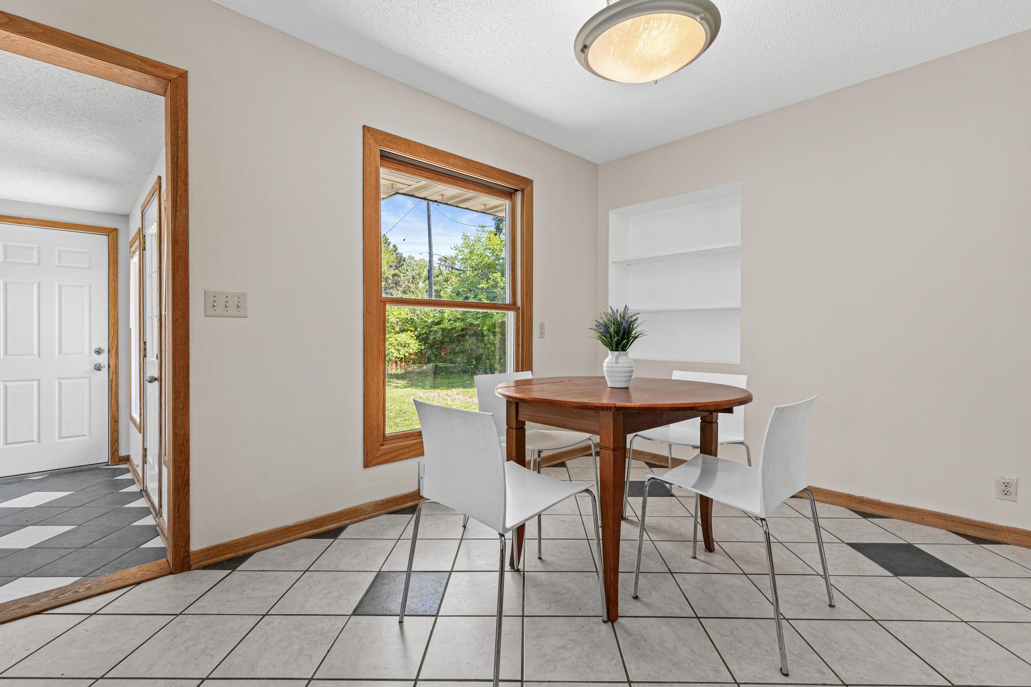 View of Residential at 1601 Princeton Avenue, Saint Louis Park MN 55416, Saint Louis Park (9 of 32) - Mike Wilen | Minnesota Team Real Estate