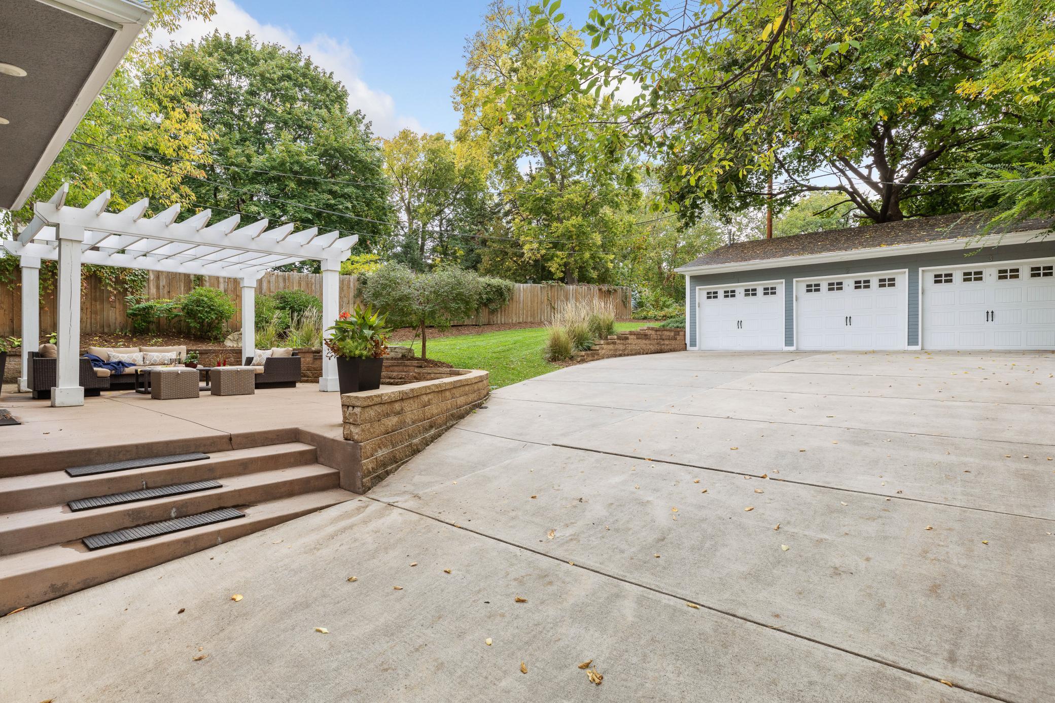 View of Residential Income at 4214 Queen Avenue, Minneapolis MN 55410, Minneapolis (46 of 50) - Mike Wilen | Minnesota Team Real Estate