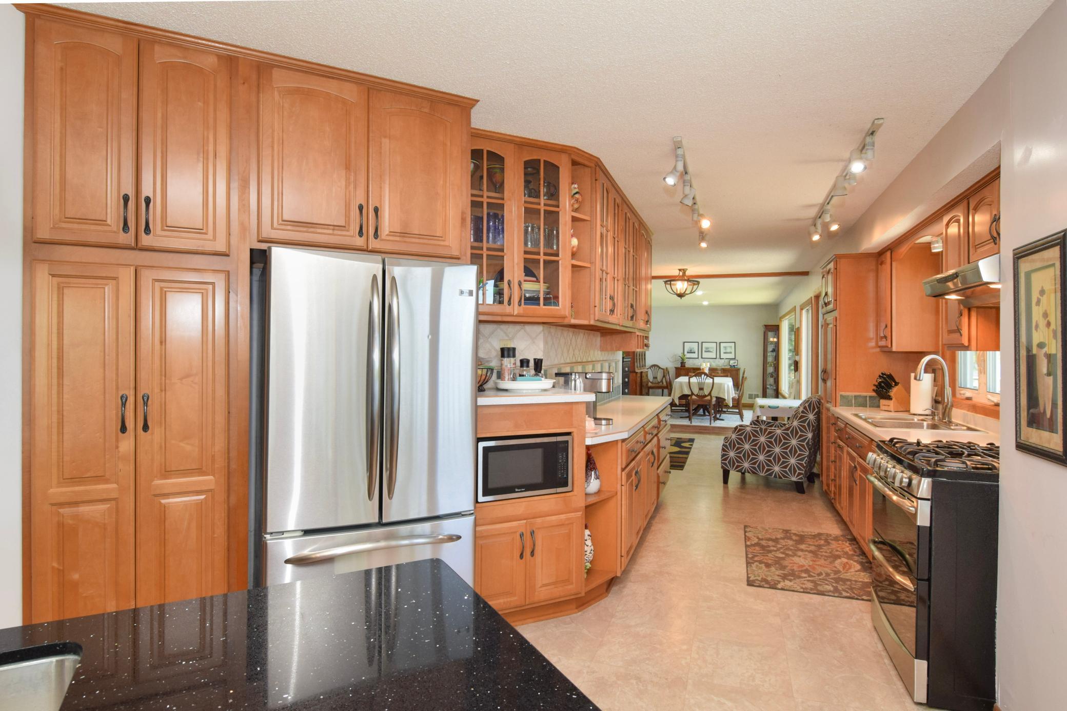 View of Residential at 10756 Zieglers Drive, Brooklyn Park MN 55443, Brooklyn Park (4 of 41) - Mike Wilen | Minnesota Team Real Estate