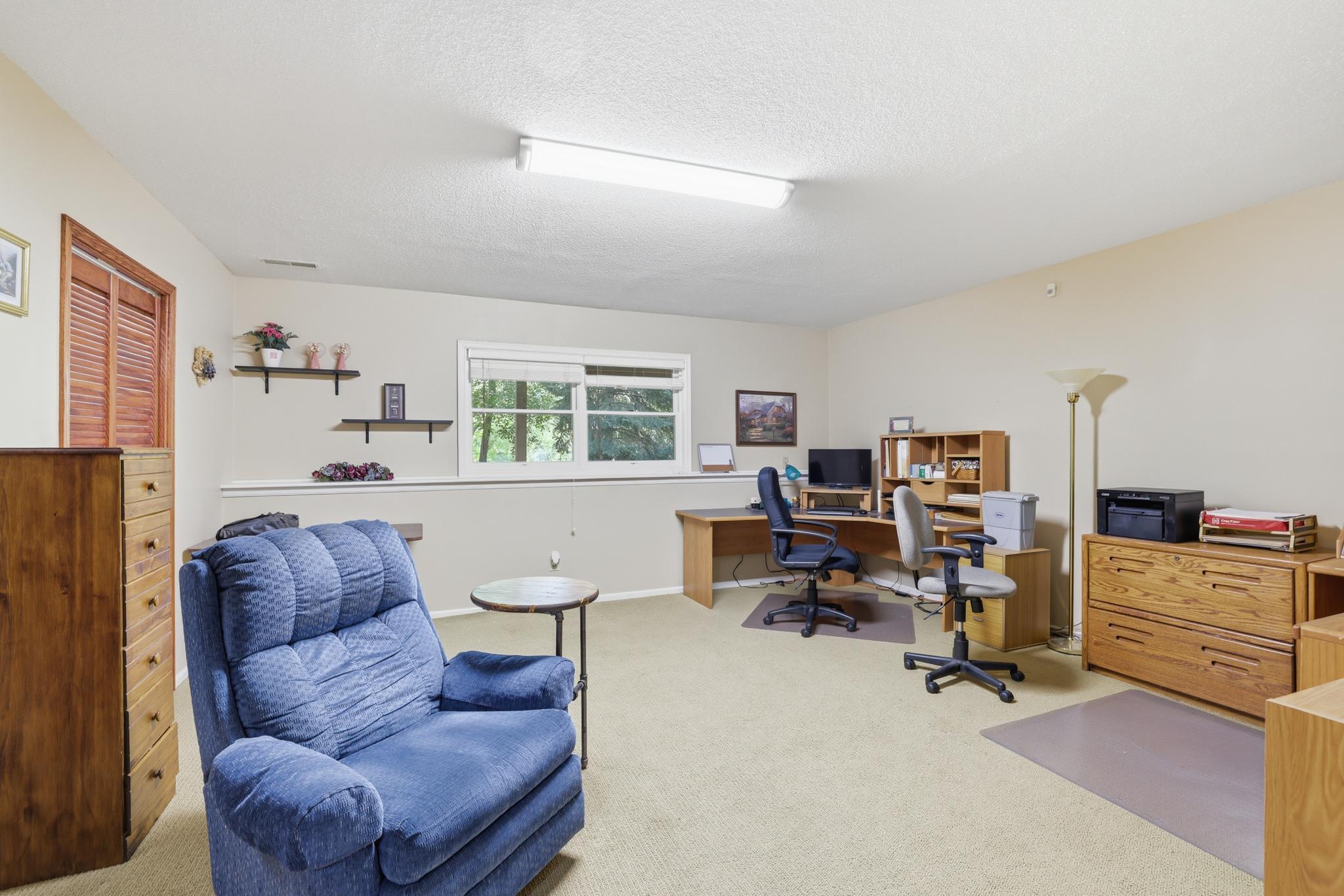 View of Residential at 1084 Tamberwood Court, Woodbury MN 55125, Woodbury (29 of 40) - Mike Wilen | Minnesota Team Real Estate