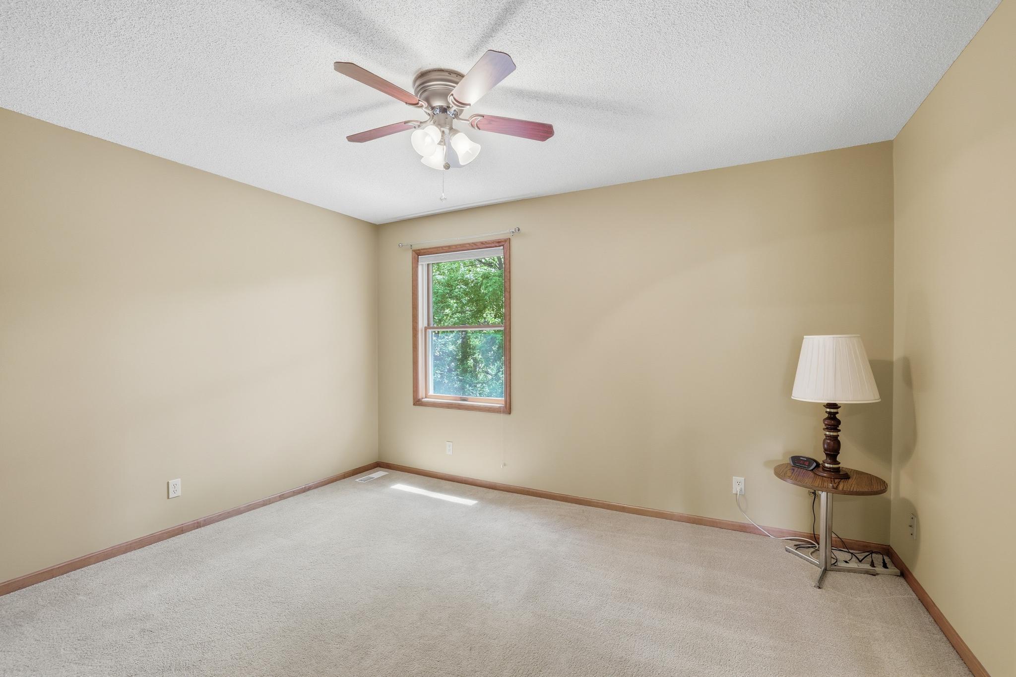 View of Residential at 1084 Tamberwood Court, Woodbury MN 55125, Woodbury (26 of 40) - Mike Wilen | Minnesota Team Real Estate
