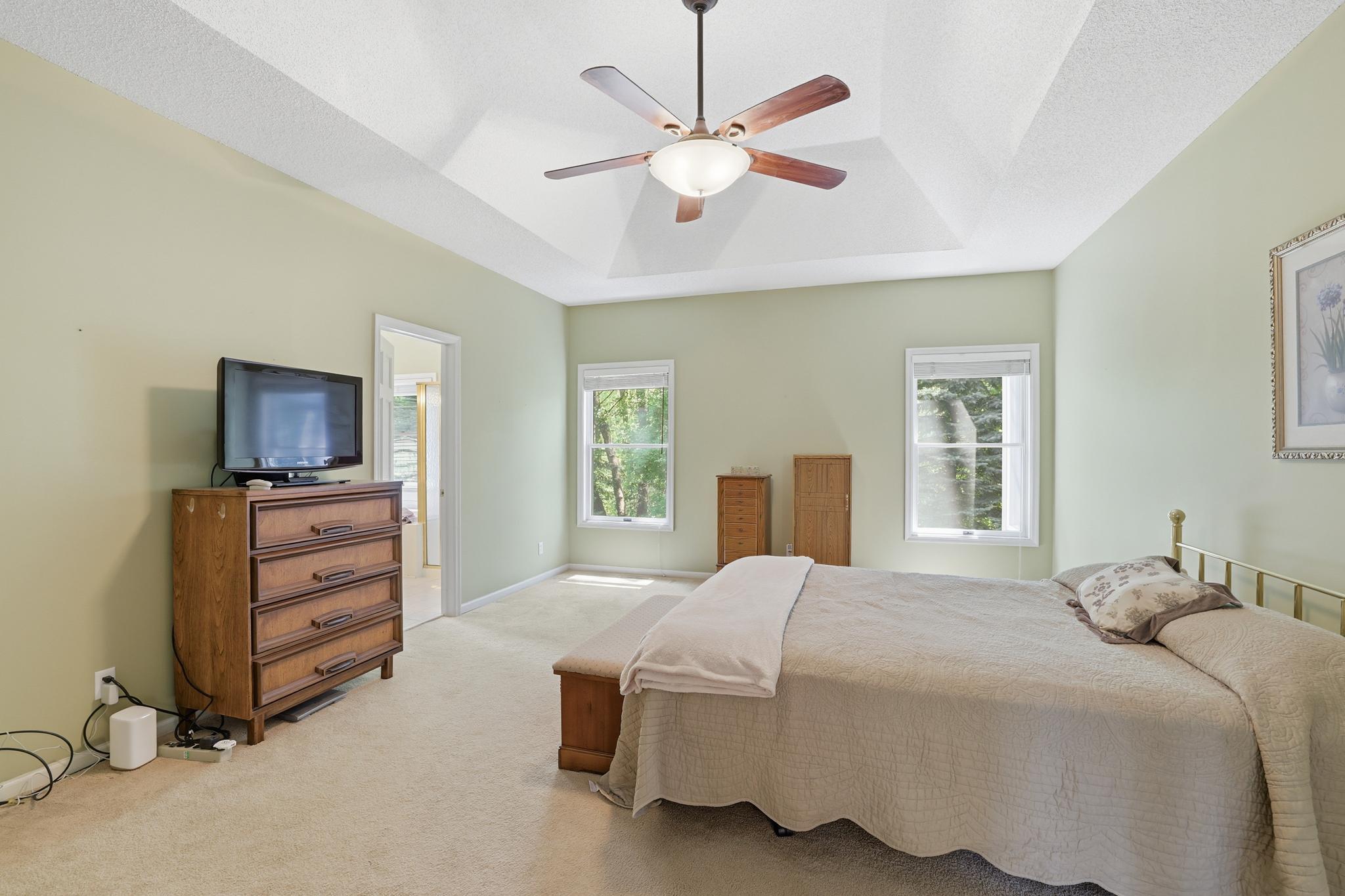 View of Residential at 1084 Tamberwood Court, Woodbury MN 55125, Woodbury (19 of 40) - Mike Wilen | Minnesota Team Real Estate