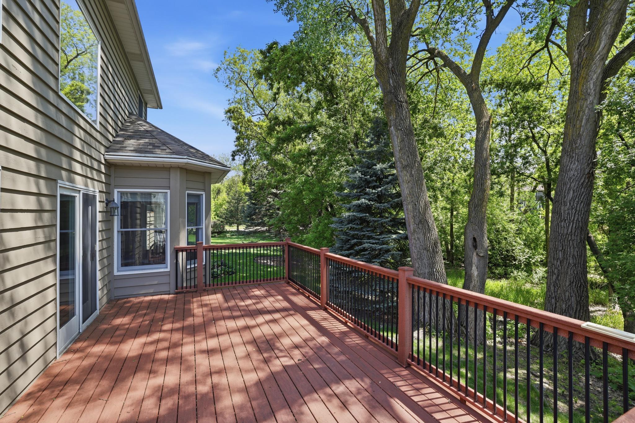 View of Residential at 1084 Tamberwood Court, Woodbury MN 55125, Woodbury (37 of 40) - Mike Wilen | Minnesota Team Real Estate