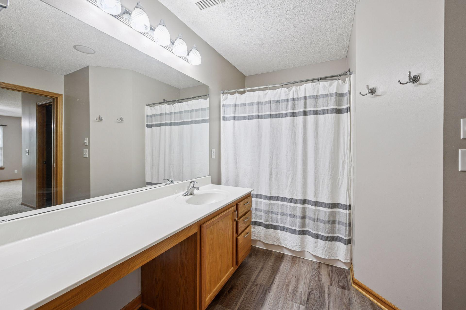 View of Residential at 820 Princeton Avenue, Shakopee MN 55379, Shakopee (20 of 23) - Mike Wilen | Minnesota Team Real Estate