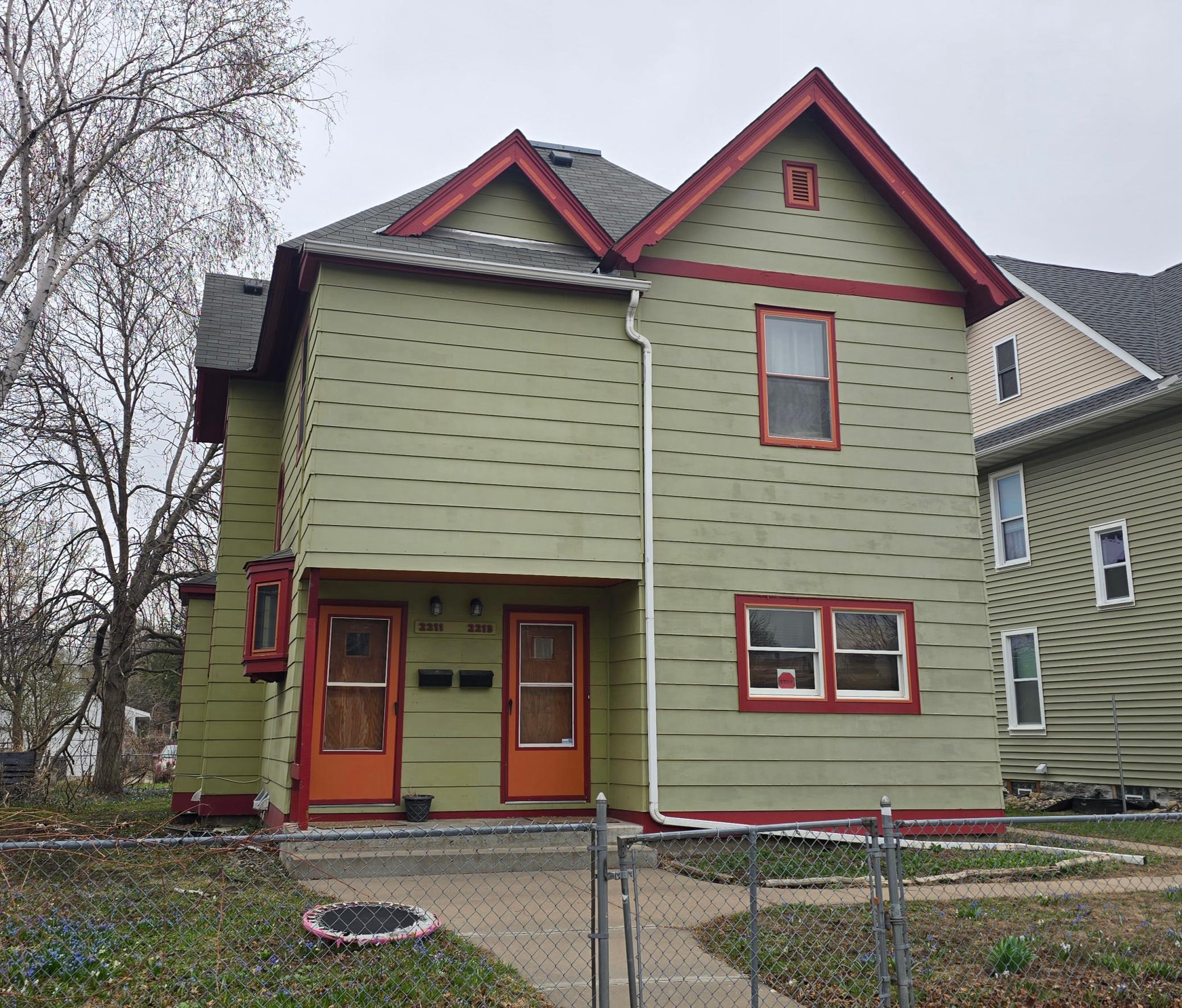 View of Residential Income at 2211 10th Avenue, Minneapolis MN 55404, Minneapolis - Mike Wilen | Minnesota Team Real Estate