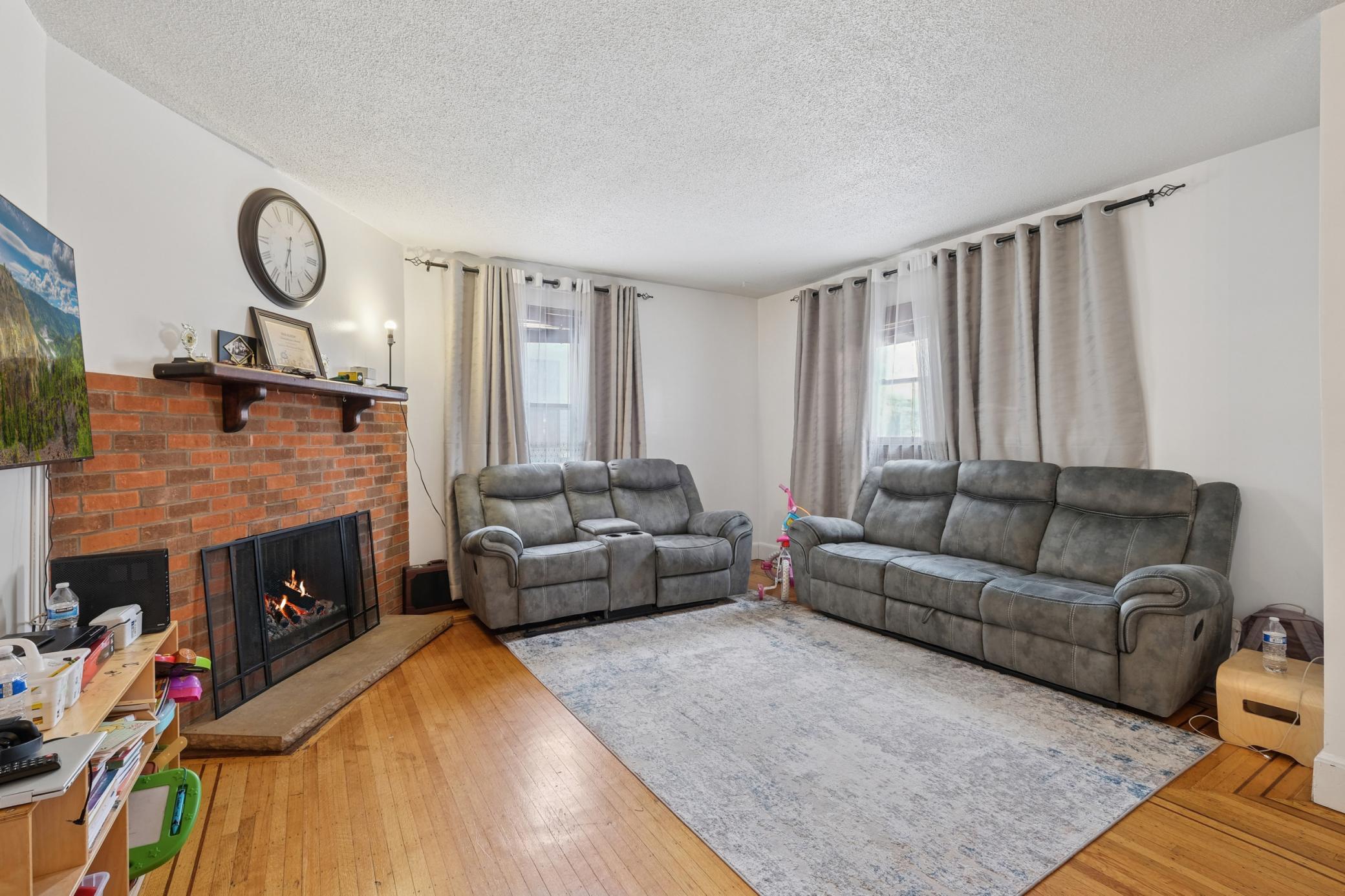 View of Residential Income at 2211 10th Avenue, Minneapolis MN 55404, Minneapolis (2 of 15) - Mike Wilen | Minnesota Team Real Estate