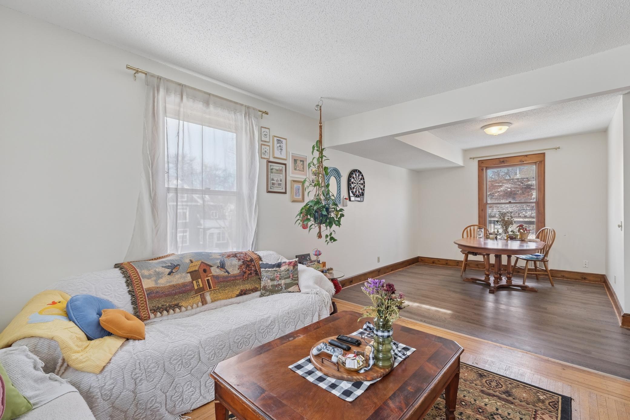 View of Residential Income at 2211 10th Avenue, Minneapolis MN 55404, Minneapolis (7 of 15) - Mike Wilen | Minnesota Team Real Estate