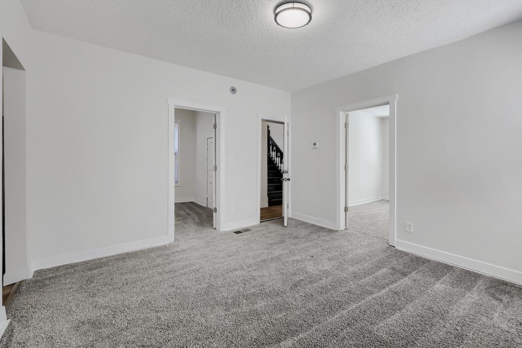 View of Residential Income at 2631 Girard Avenue, Minneapolis MN 55411, Minneapolis (12 of 24) - Mike Wilen | Minnesota Team Real Estate
