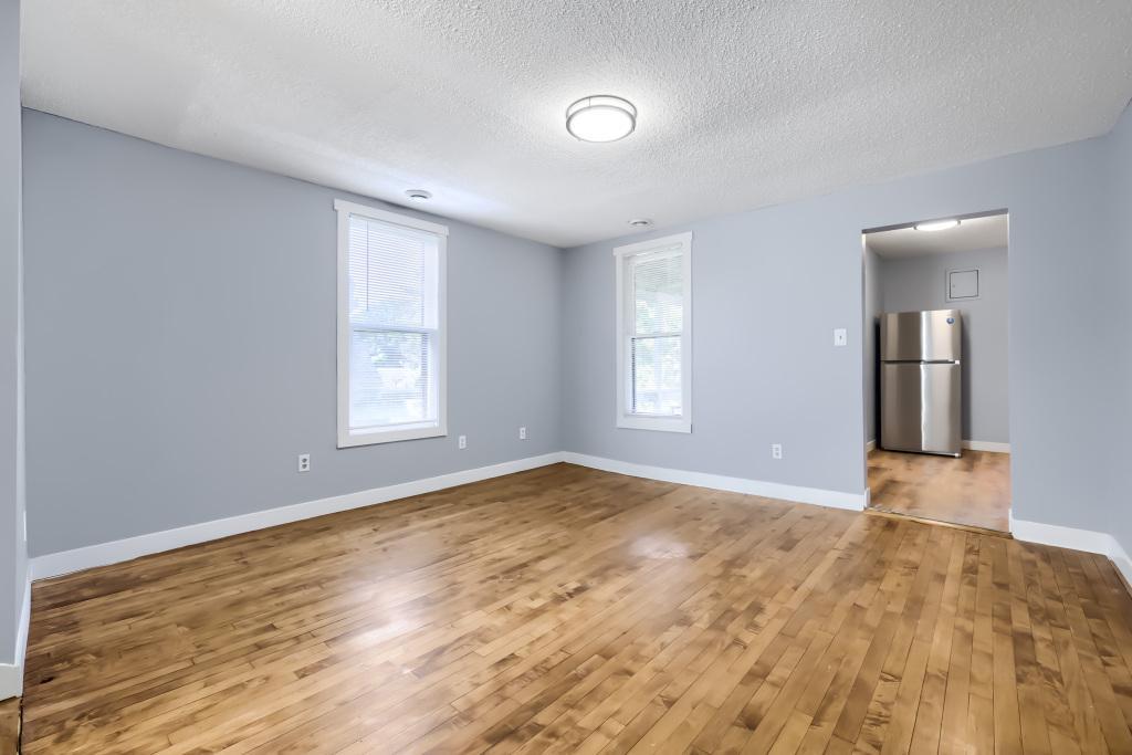 View of Residential Income at 2631 Girard Avenue, Minneapolis MN 55411, Minneapolis (4 of 24) - Mike Wilen | Minnesota Team Real Estate