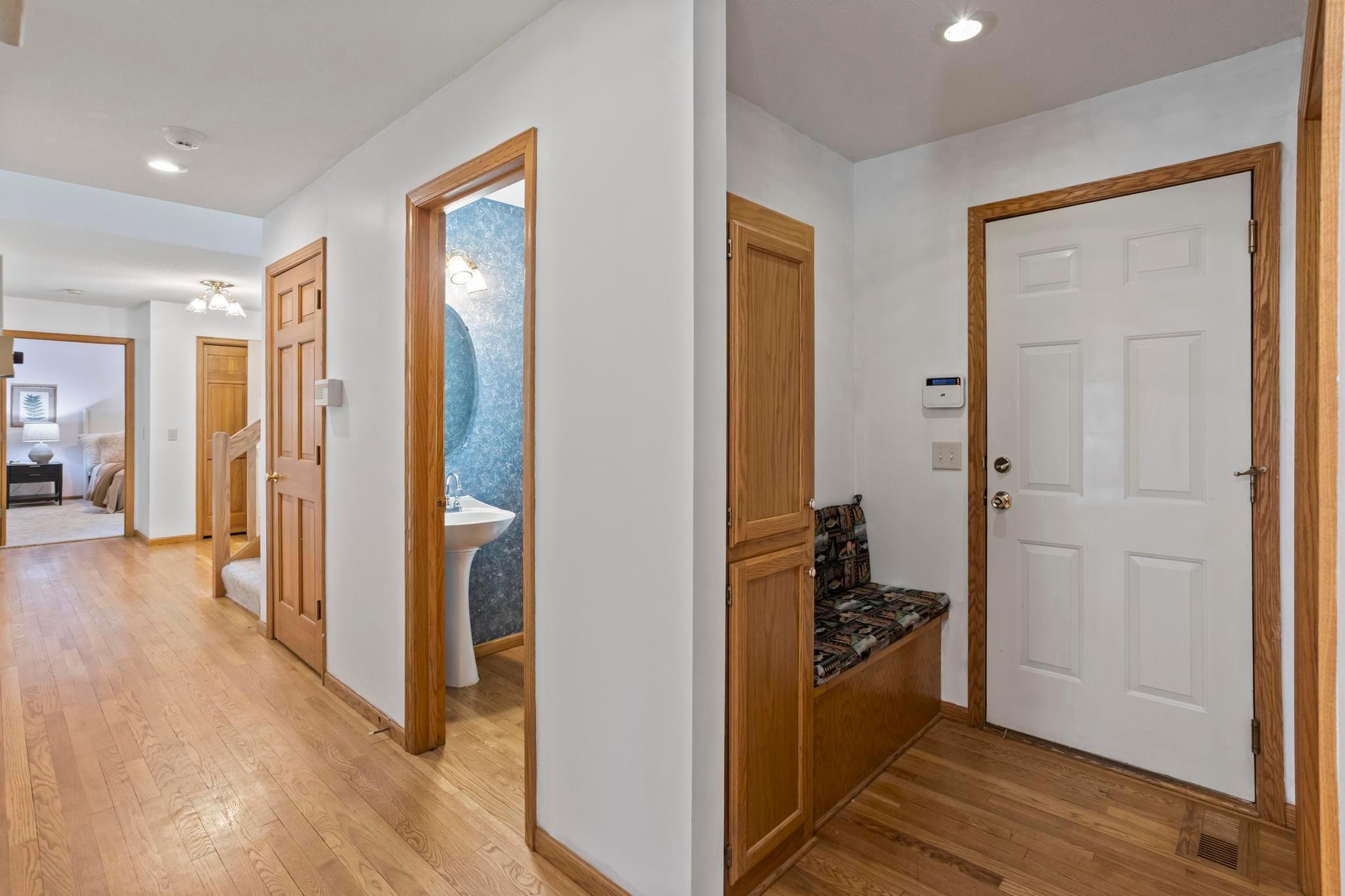 View of Residential at 12827 Dover Court, Apple Valley MN 55124, Apple Valley (23 of 53) - Mike Wilen | Minnesota Team Real Estate