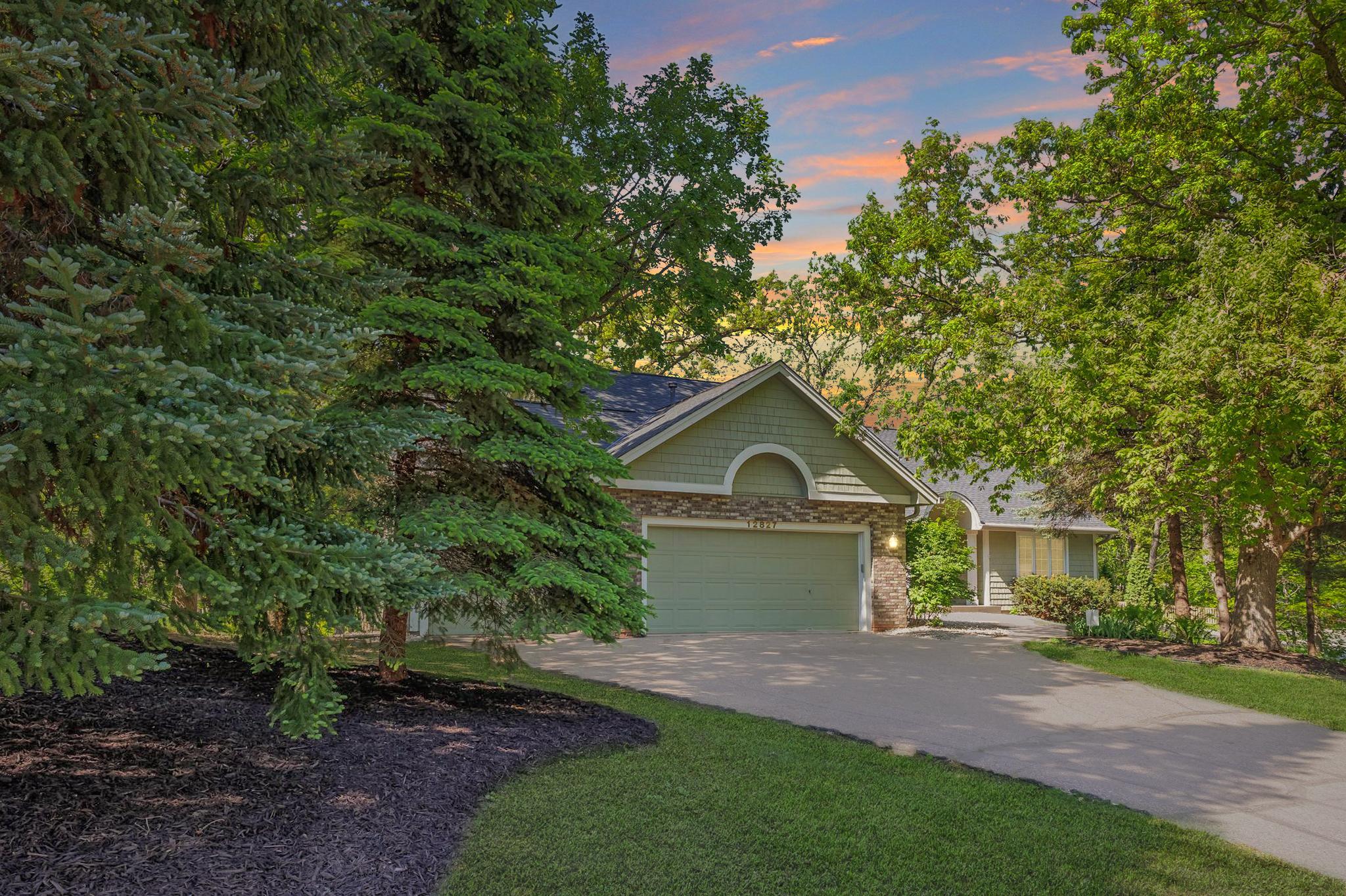 View of Residential at 12827 Dover Court, Apple Valley MN 55124, Apple Valley (37 of 53) - Mike Wilen | Minnesota Team Real Estate