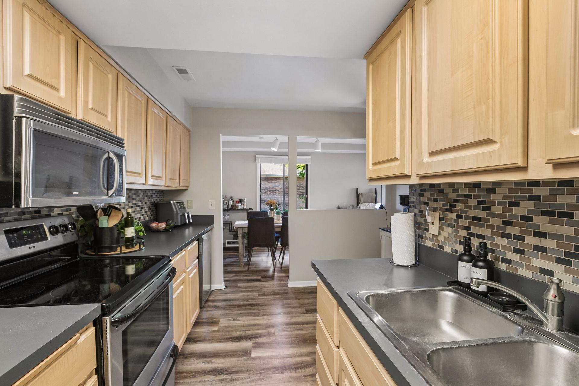 View of Residential at 3640 Independence Avenue #83, Saint Louis Park MN 55426, Saint Louis Park (5 of 31) - Mike Wilen | Minnesota Team Real Estate