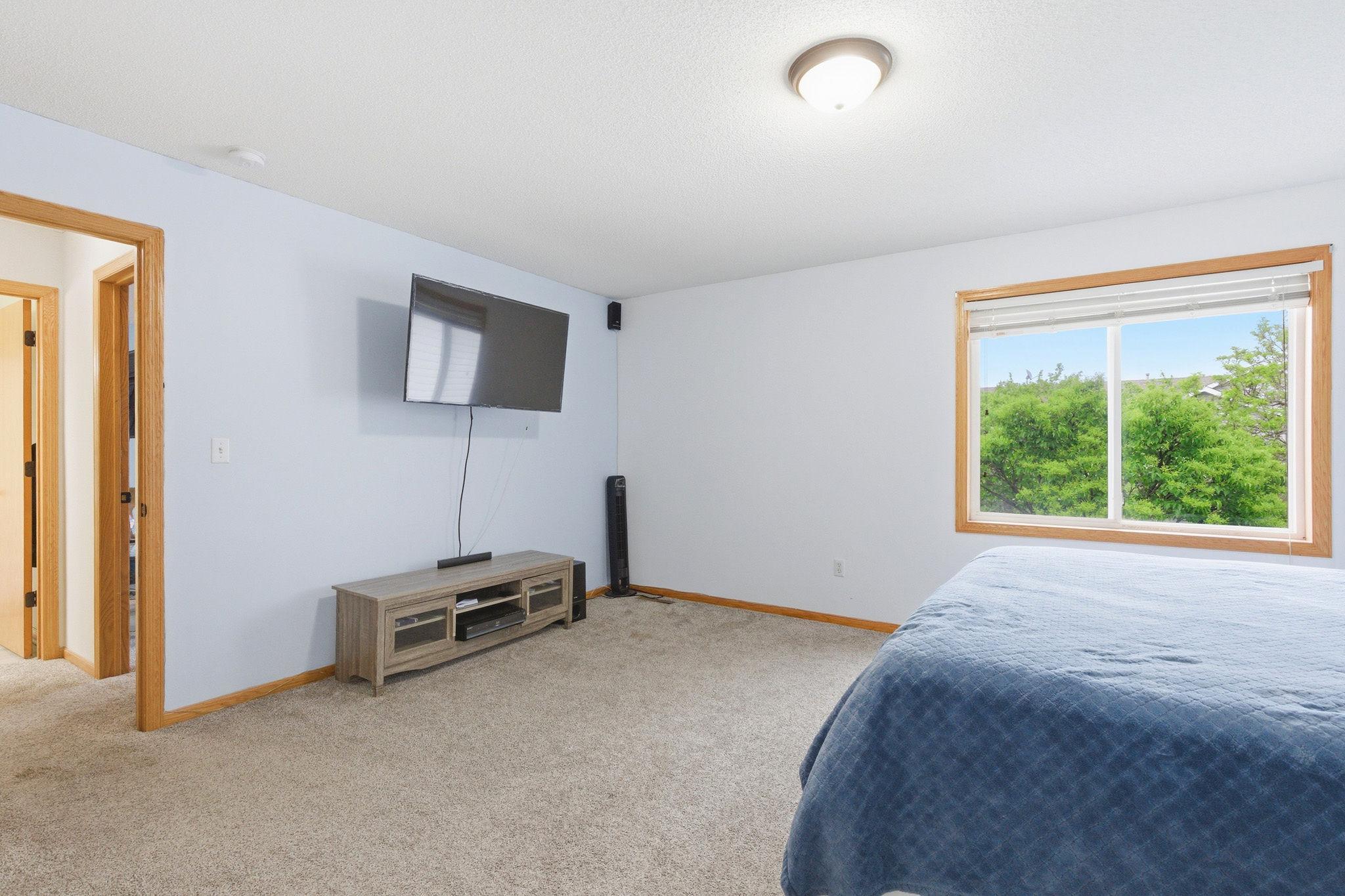View of Residential at 2058 Parkway Avenue, Shakopee MN 55379, Shakopee (18 of 26) - Mike Wilen | Minnesota Team Real Estate