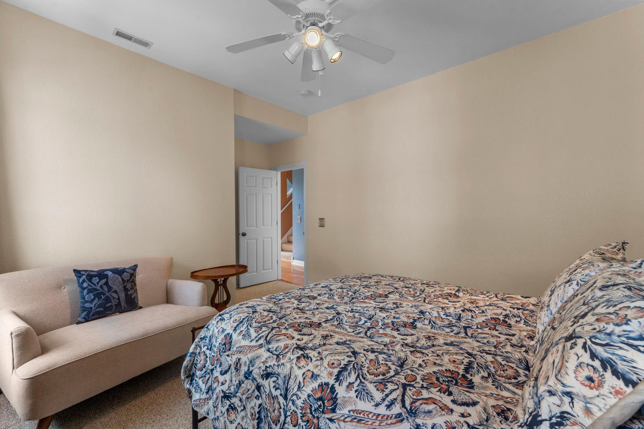 View of Residential at 2439 Park Avenue #F, Minneapolis MN 55404, Minneapolis (15 of 31) - Mike Wilen | Minnesota Team Real Estate