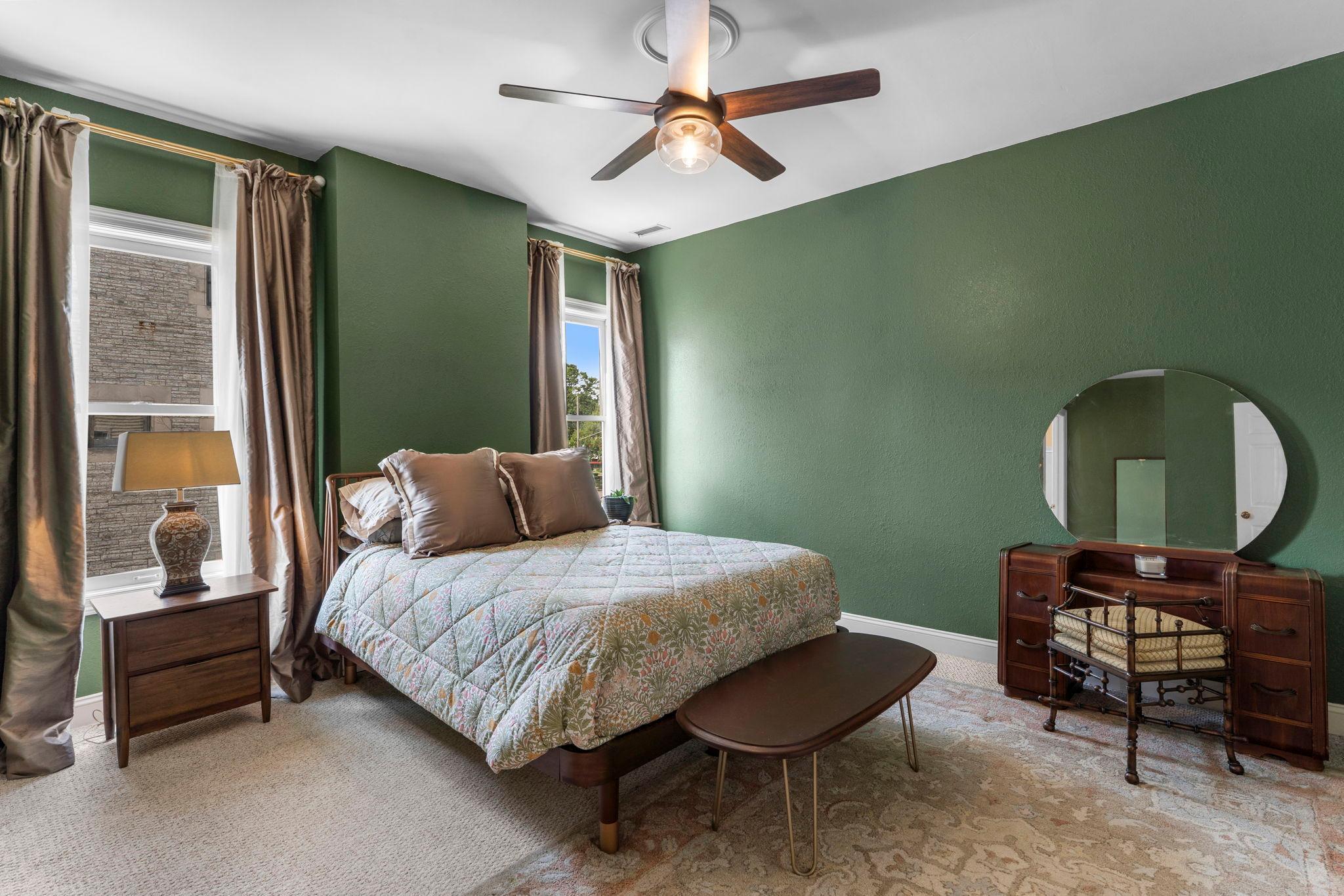 View of Residential at 2439 Park Avenue #F, Minneapolis MN 55404, Minneapolis (11 of 31) - Mike Wilen | Minnesota Team Real Estate