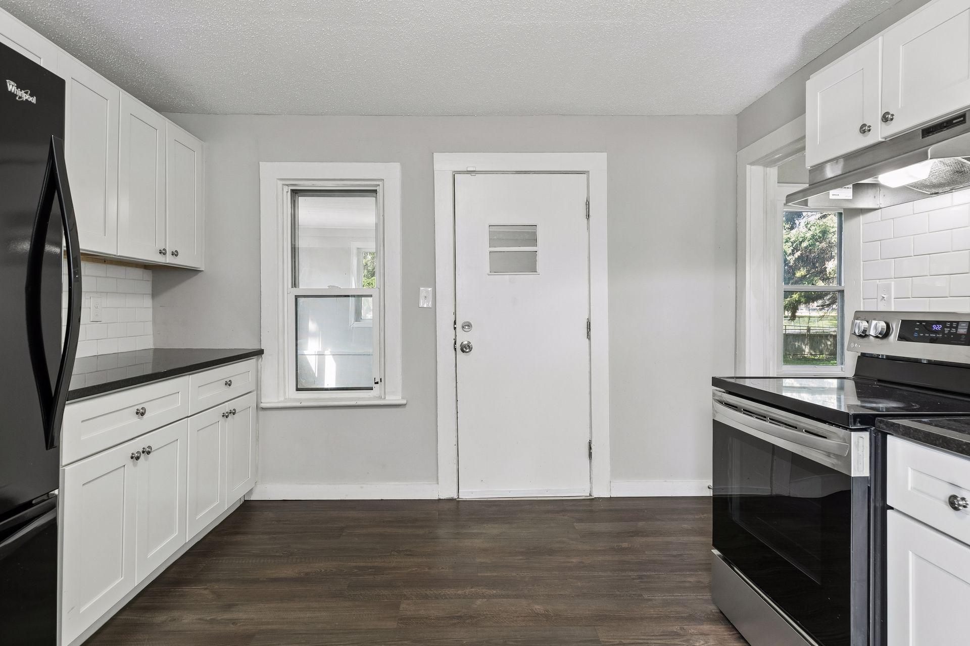 View of Residential at 894 Euclid Street, Saint Paul MN 55106, Saint Paul (15 of 29) - Mike Wilen | Minnesota Team Real Estate