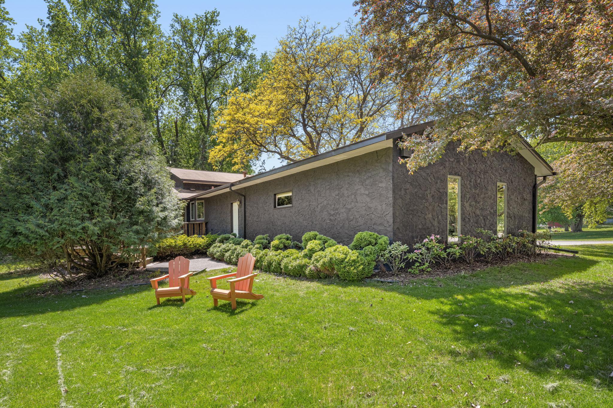 View of Residential at 1940 Hunter Lane, Mendota Heights MN 55118, Mendota Heights (83 of 91) - Mike Wilen | Minnesota Team Real Estate