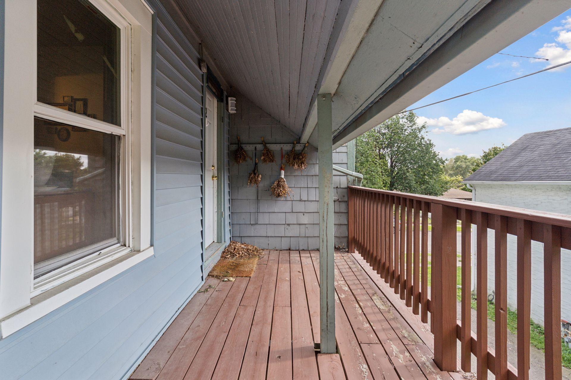 View of Residential Income at 997 Marion Street, Saint Paul MN 55117, Saint Paul (5 of 43) - Mike Wilen | Minnesota Team Real Estate