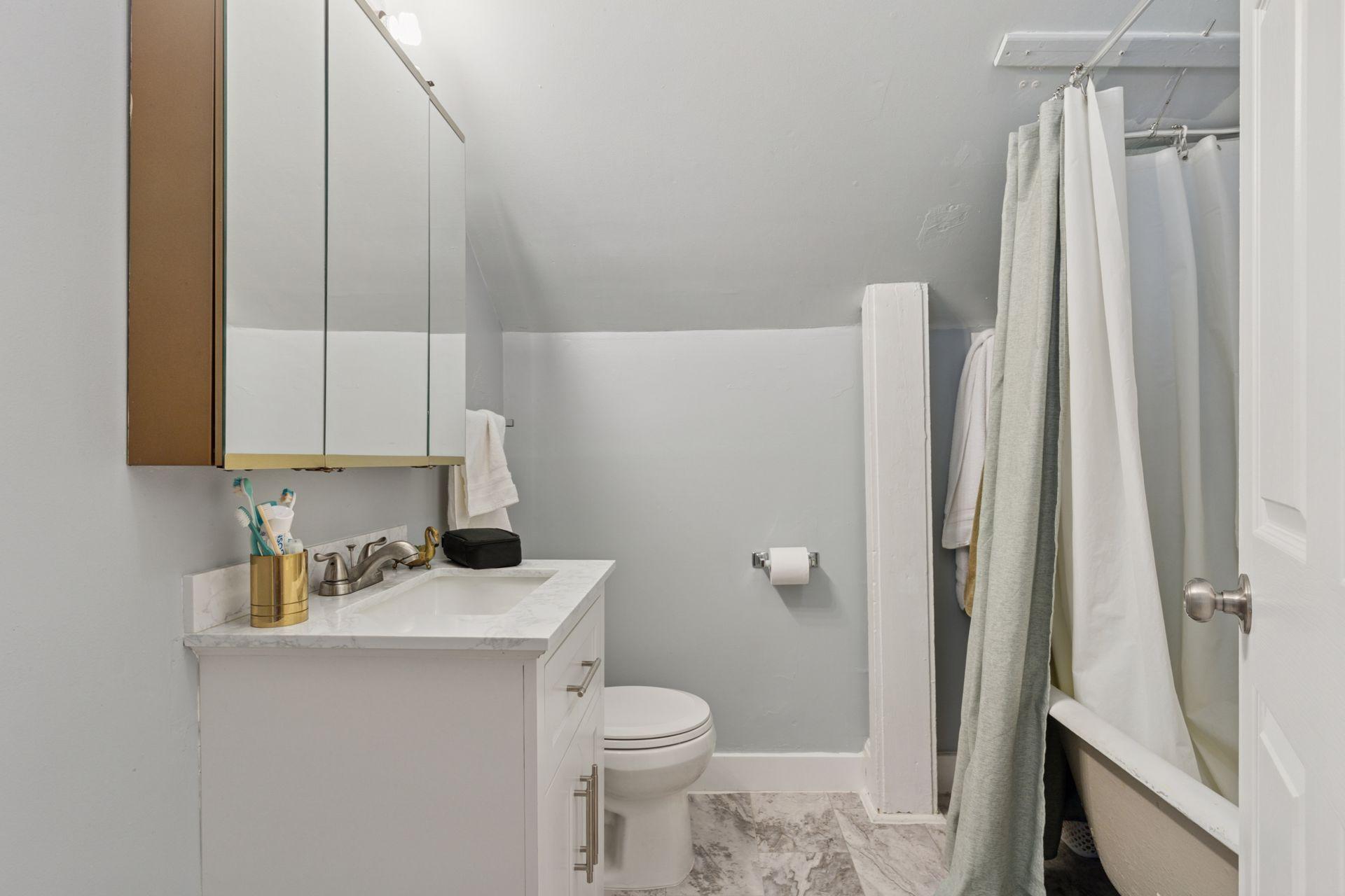 View of Residential Income at 997 Marion Street, Saint Paul MN 55117, Saint Paul (21 of 43) - Mike Wilen | Minnesota Team Real Estate