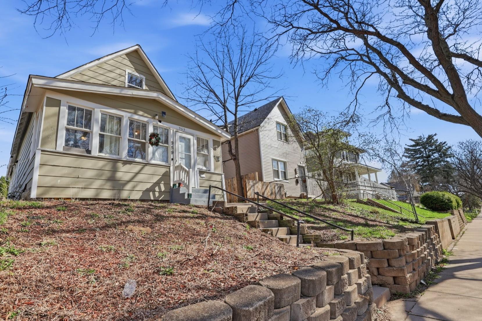 View of Residential at 959 Jenks Avenue, Saint Paul MN 55106, Saint Paul (3 of 29) - Mike Wilen | Minnesota Team Real Estate