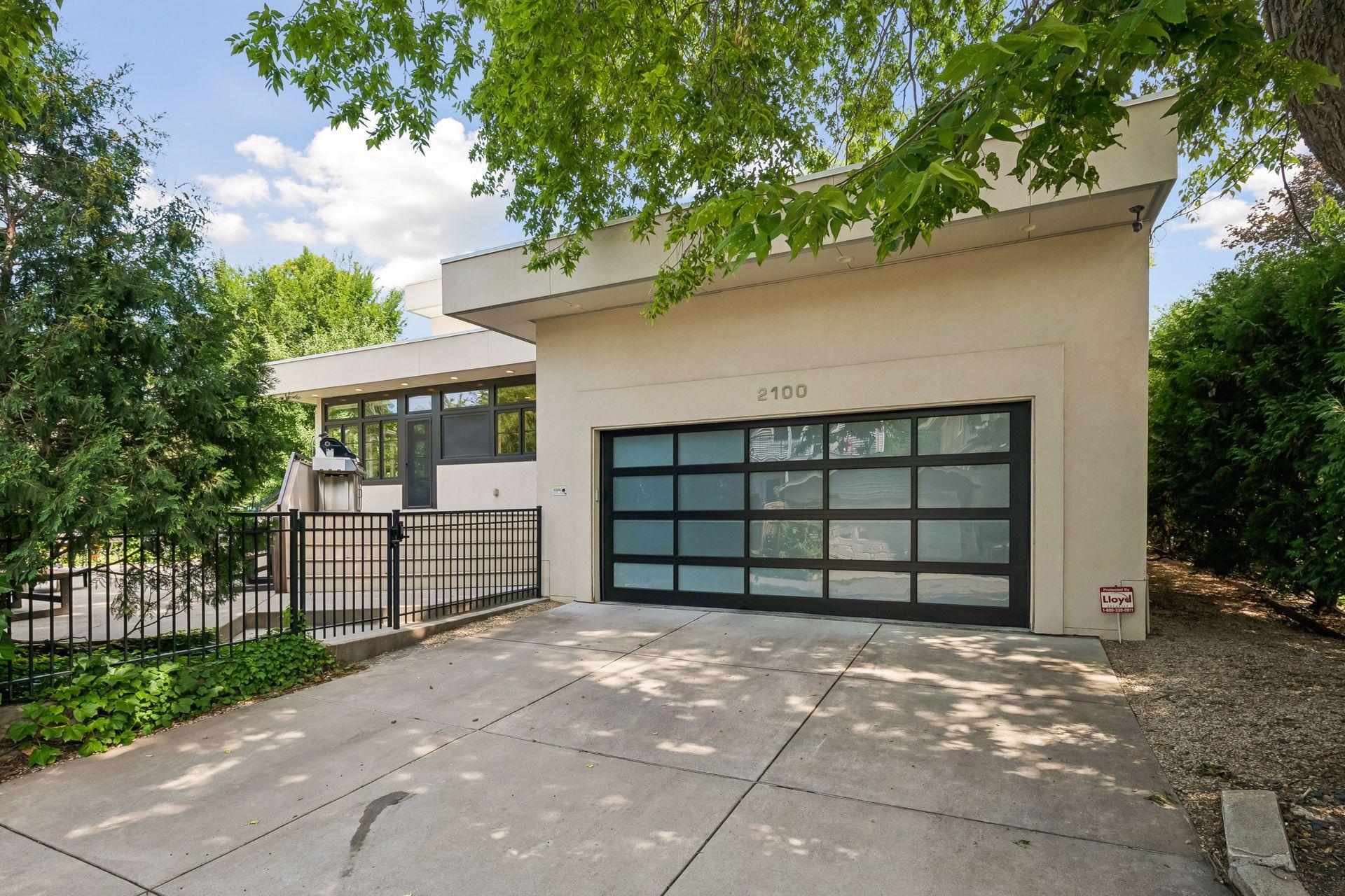 View of Residential at 2100 Lake Of The Isles Parkway, Minneapolis MN 55405, Minneapolis (73 of 76) - Mike Wilen | Minnesota Team Real Estate