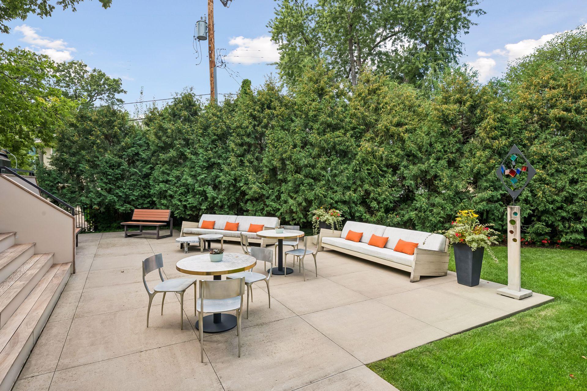 View of Residential at 2100 Lake Of The Isles Parkway, Minneapolis MN 55405, Minneapolis (69 of 76) - Mike Wilen | Minnesota Team Real Estate