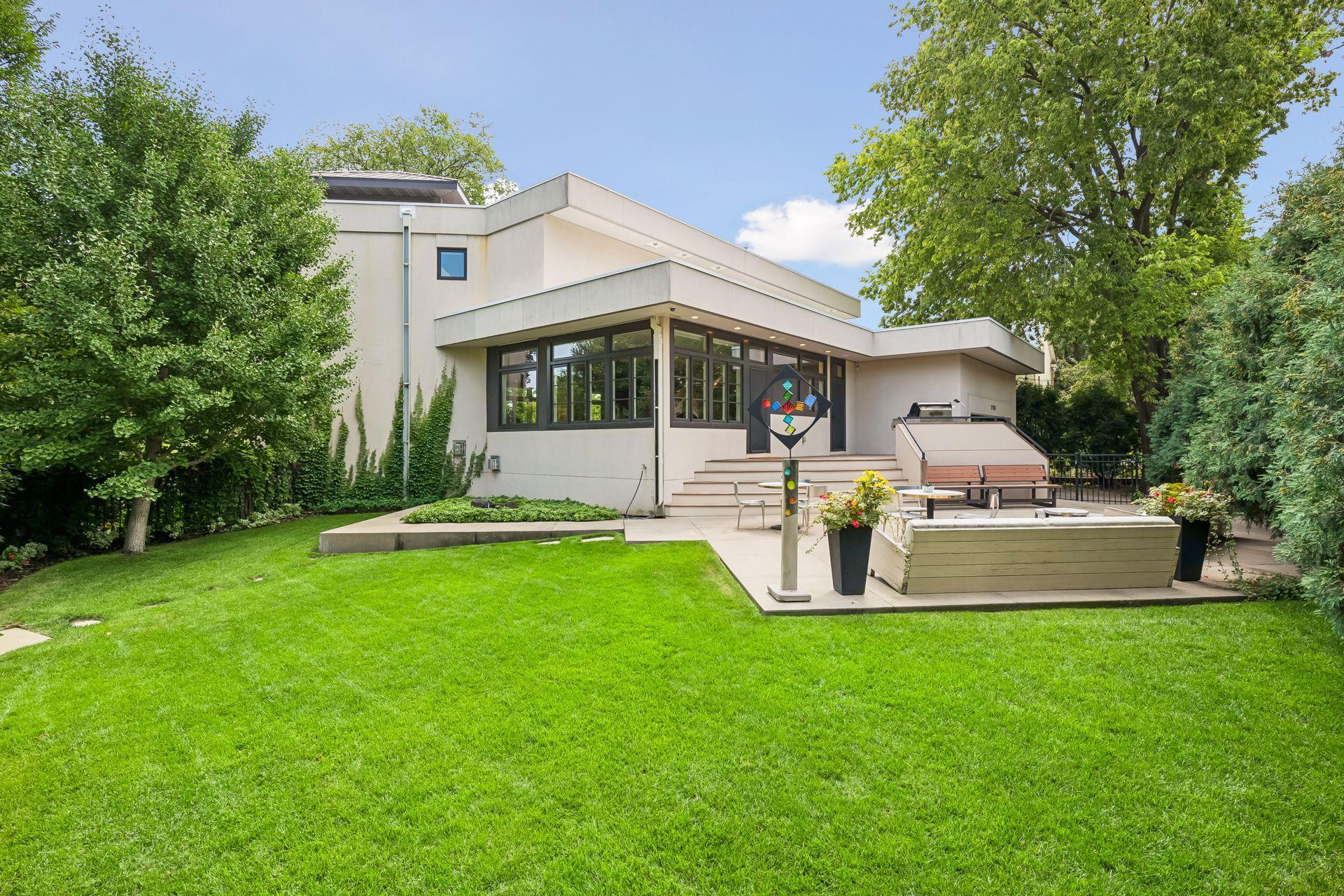 View of Residential at 2100 Lake Of The Isles Parkway, Minneapolis MN 55405, Minneapolis (67 of 76) - Mike Wilen | Minnesota Team Real Estate