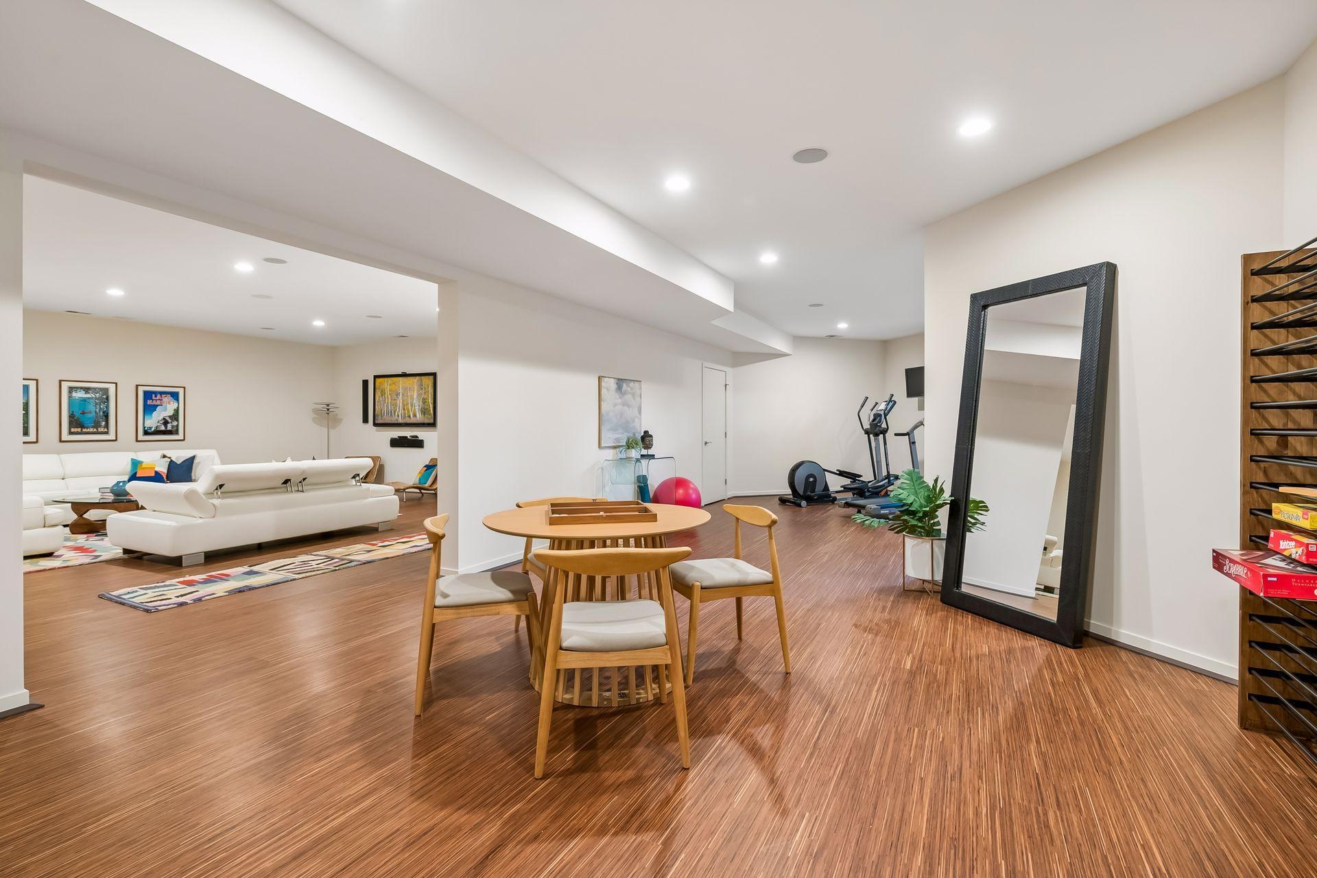 View of Residential at 2100 Lake Of The Isles Parkway, Minneapolis MN 55405, Minneapolis (59 of 76) - Mike Wilen | Minnesota Team Real Estate