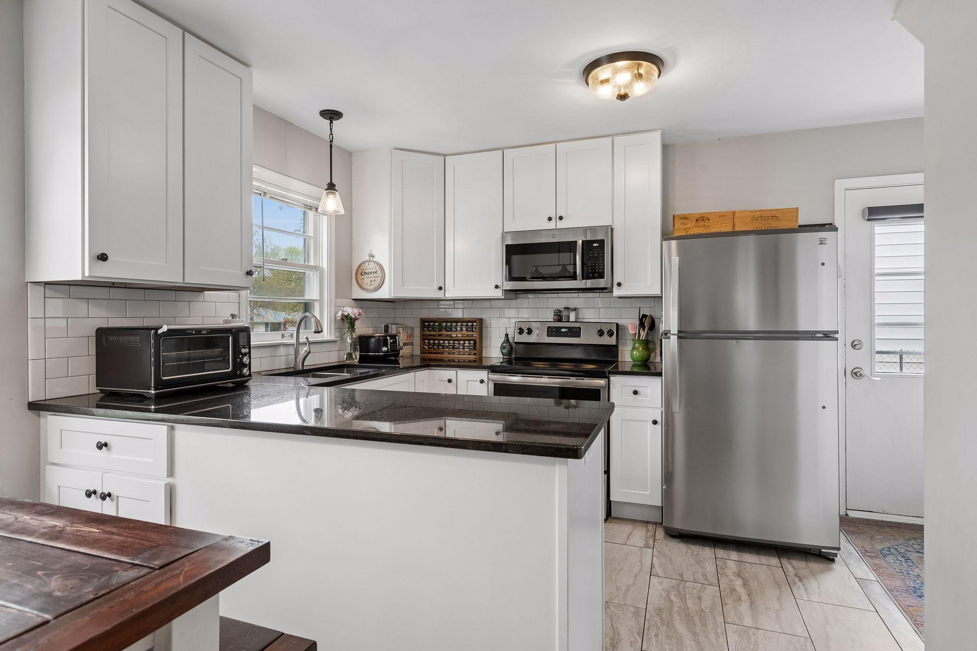 View of Residential at 5523 Girard Avenue, Minneapolis MN 55419, Minneapolis (12 of 39) - Mike Wilen | Minnesota Team Real Estate