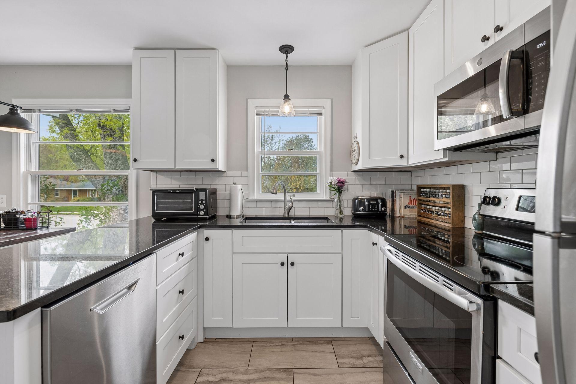 View of Residential at 5523 Girard Avenue, Minneapolis MN 55419, Minneapolis (11 of 39) - Mike Wilen | Minnesota Team Real Estate