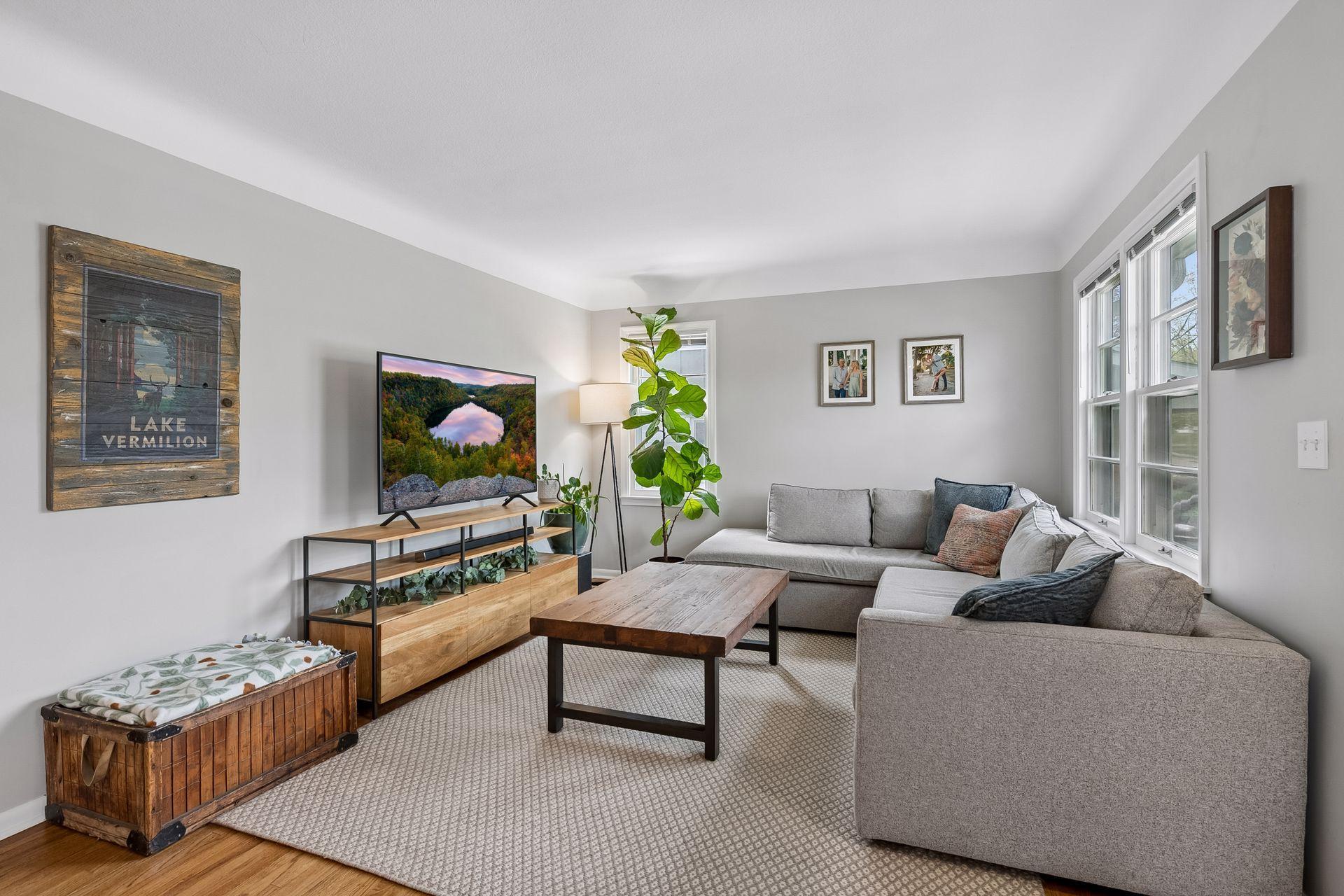 View of Residential at 5523 Girard Avenue, Minneapolis MN 55419, Minneapolis (6 of 39) - Mike Wilen | Minnesota Team Real Estate