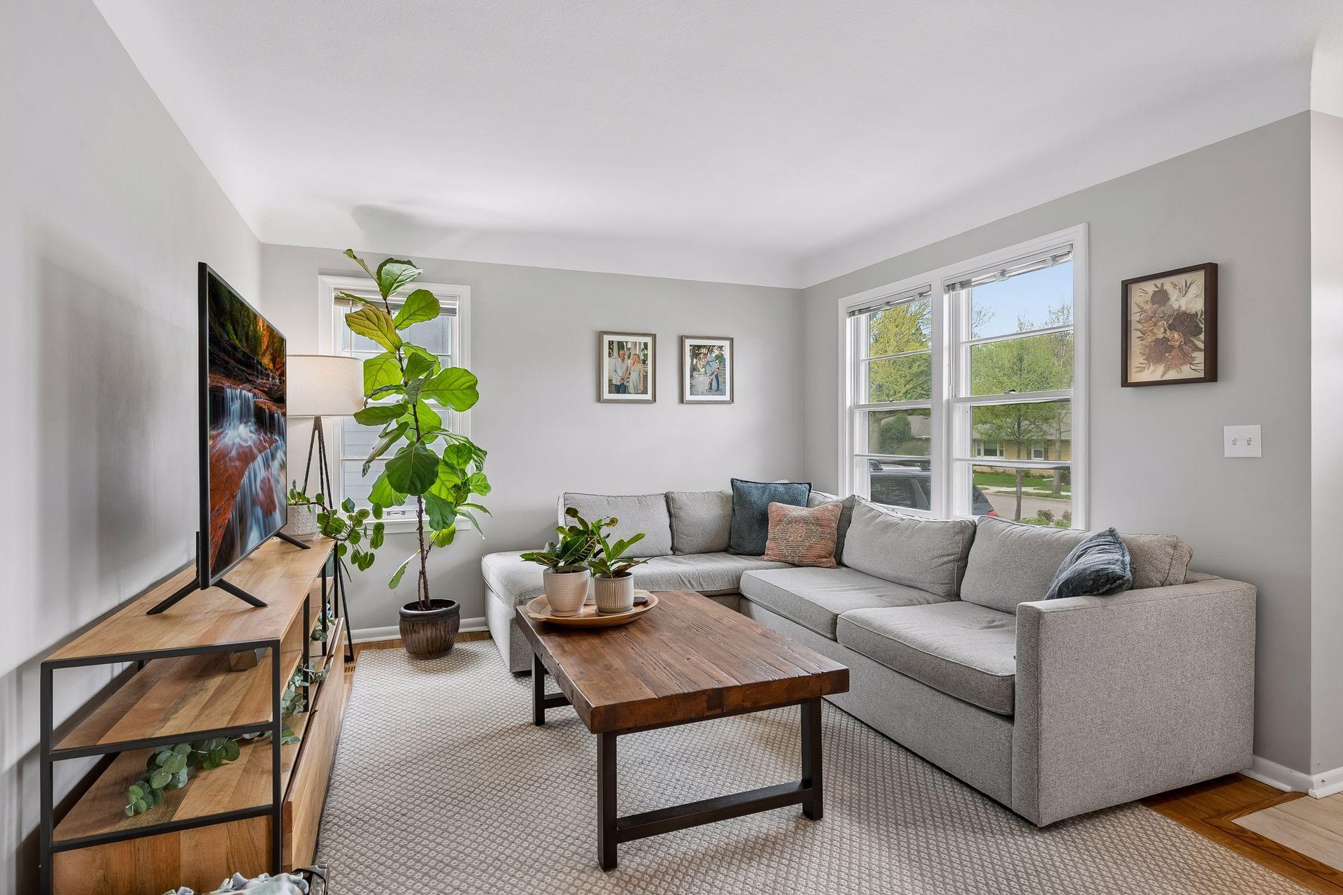 View of Residential at 5523 Girard Avenue, Minneapolis MN 55419, Minneapolis (4 of 39) - Mike Wilen | Minnesota Team Real Estate