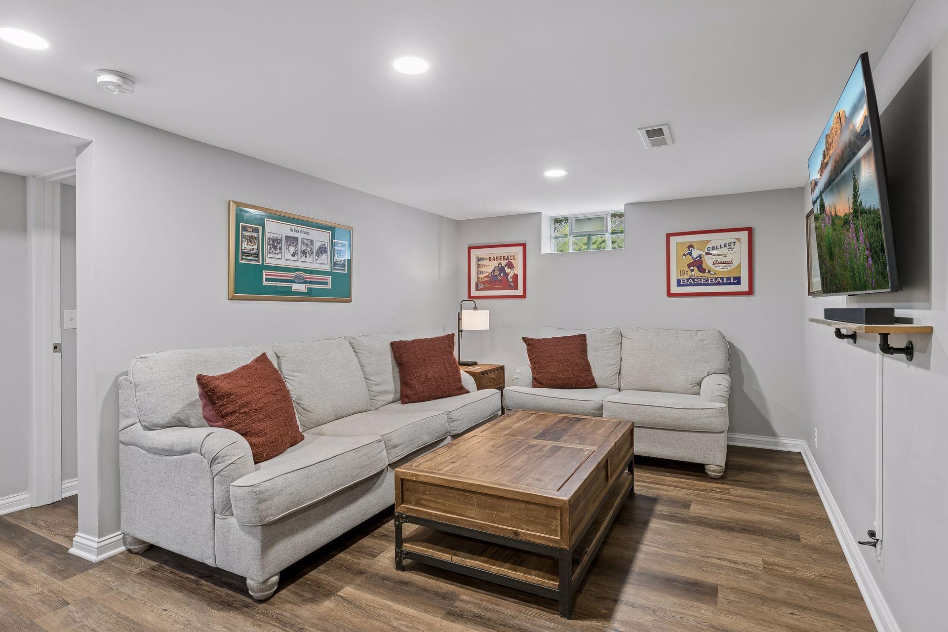 View of Residential at 5523 Girard Avenue, Minneapolis MN 55419, Minneapolis (23 of 39) - Mike Wilen | Minnesota Team Real Estate