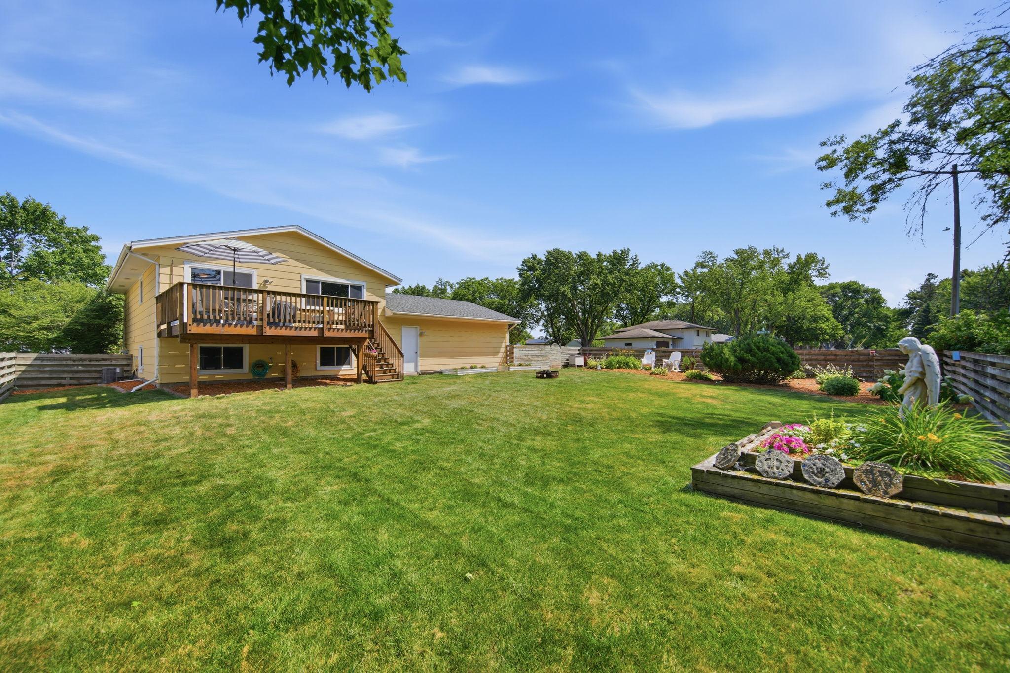View of Residential at 10315 96th Avenue, Maple Grove MN 55369, Maple Grove (16 of 17) - Mike Wilen | Minnesota Team Real Estate