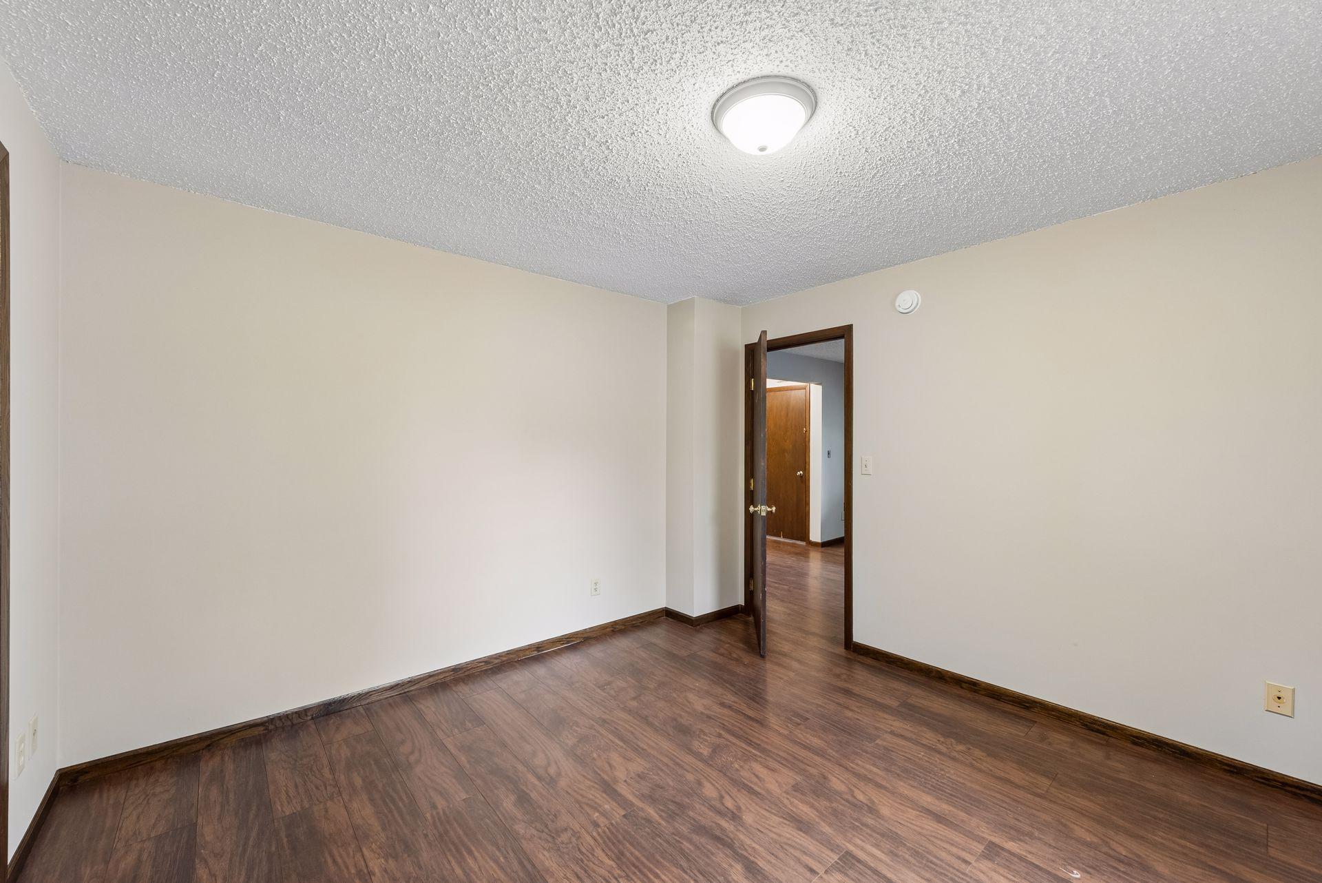 View of Residential at 1282 Hewitt Ave, Saint Paul MN 55104, Saint Paul (18 of 45) - Mike Wilen | Minnesota Team Real Estate