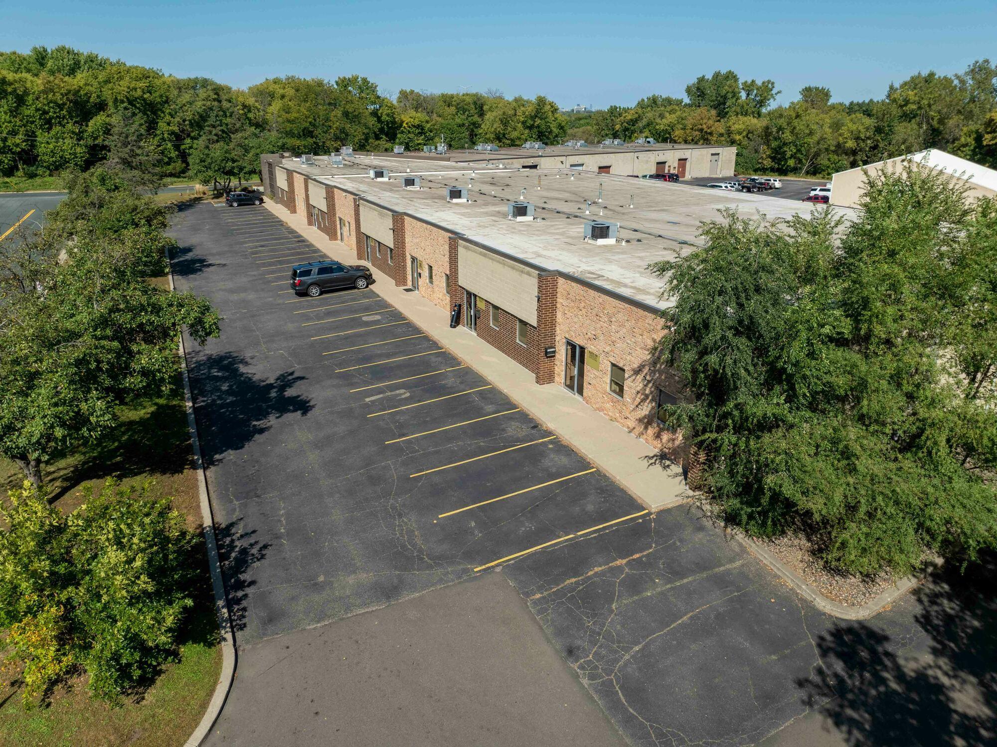 View of Commercial Sale at 1959 Shawnee Road, Eagan MN 55122, Eagan (13 of 19) - Mike Wilen | Minnesota Team Real Estate