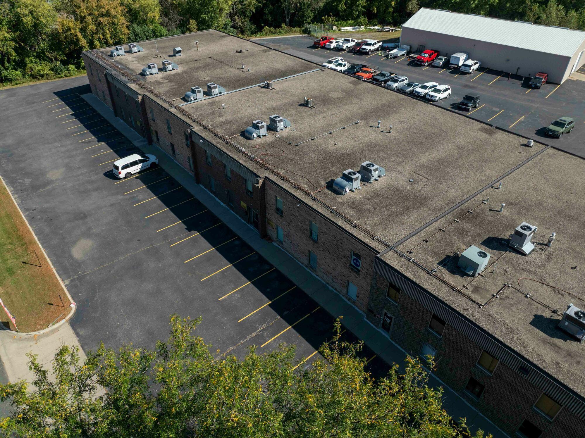 View of Commercial Sale at 1959 Shawnee Road, Eagan MN 55122, Eagan (10 of 19) - Mike Wilen | Minnesota Team Real Estate