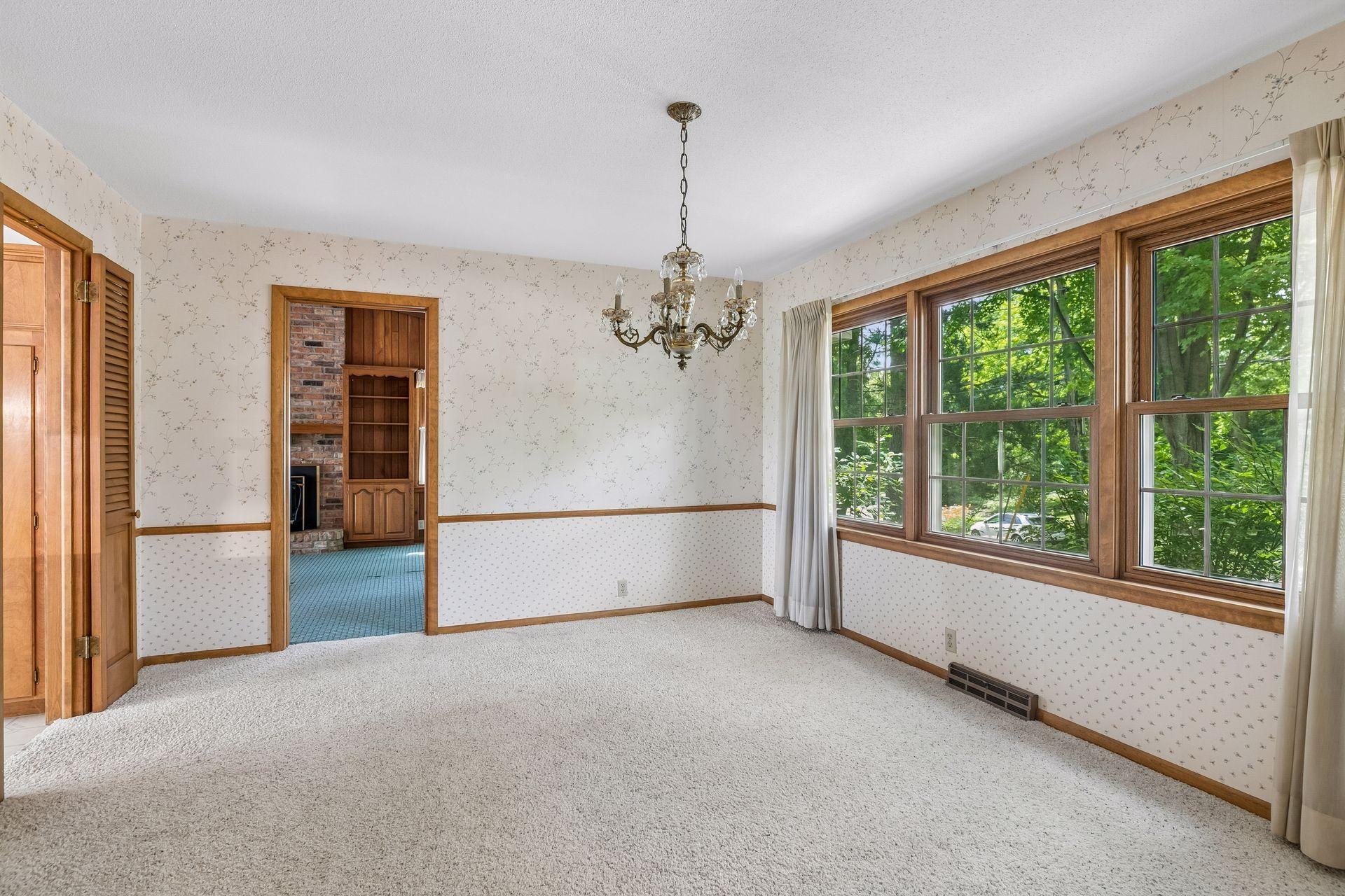 View of Residential at 3931 Huntingdon Drive, Hopkins MN 55305, Hopkins (40 of 47) - Mike Wilen | Minnesota Team Real Estate