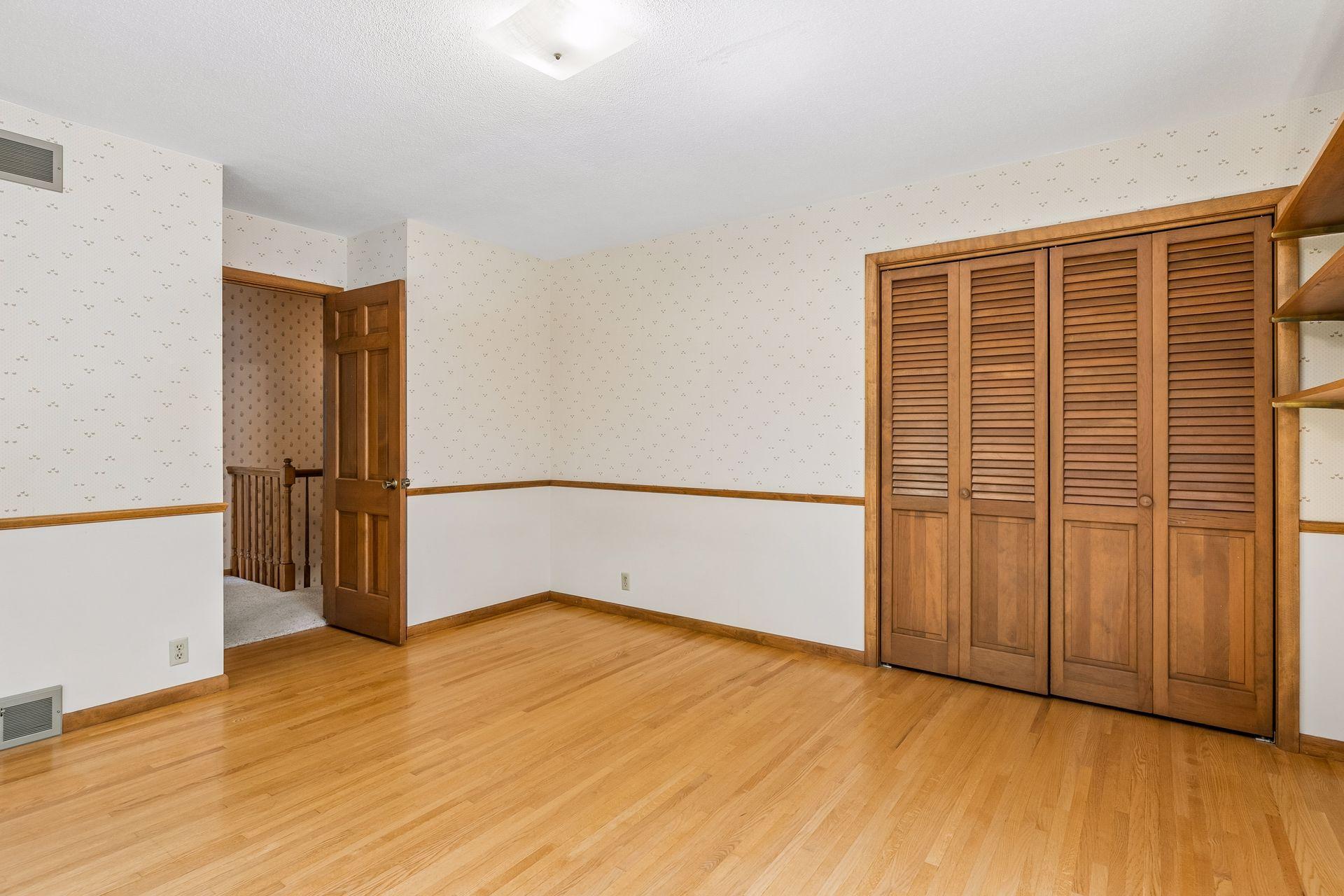View of Residential at 3931 Huntingdon Drive, Hopkins MN 55305, Hopkins (24 of 47) - Mike Wilen | Minnesota Team Real Estate