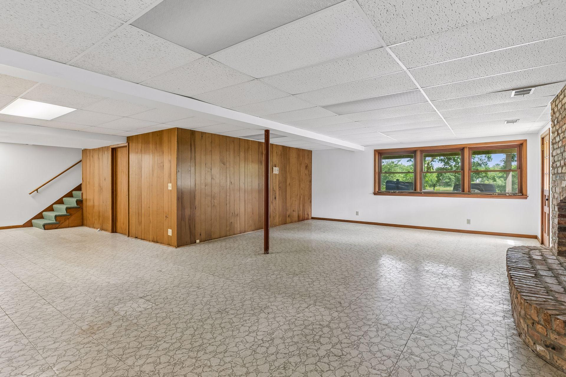 View of Residential at 3931 Huntingdon Drive, Hopkins MN 55305, Hopkins (46 of 47) - Mike Wilen | Minnesota Team Real Estate