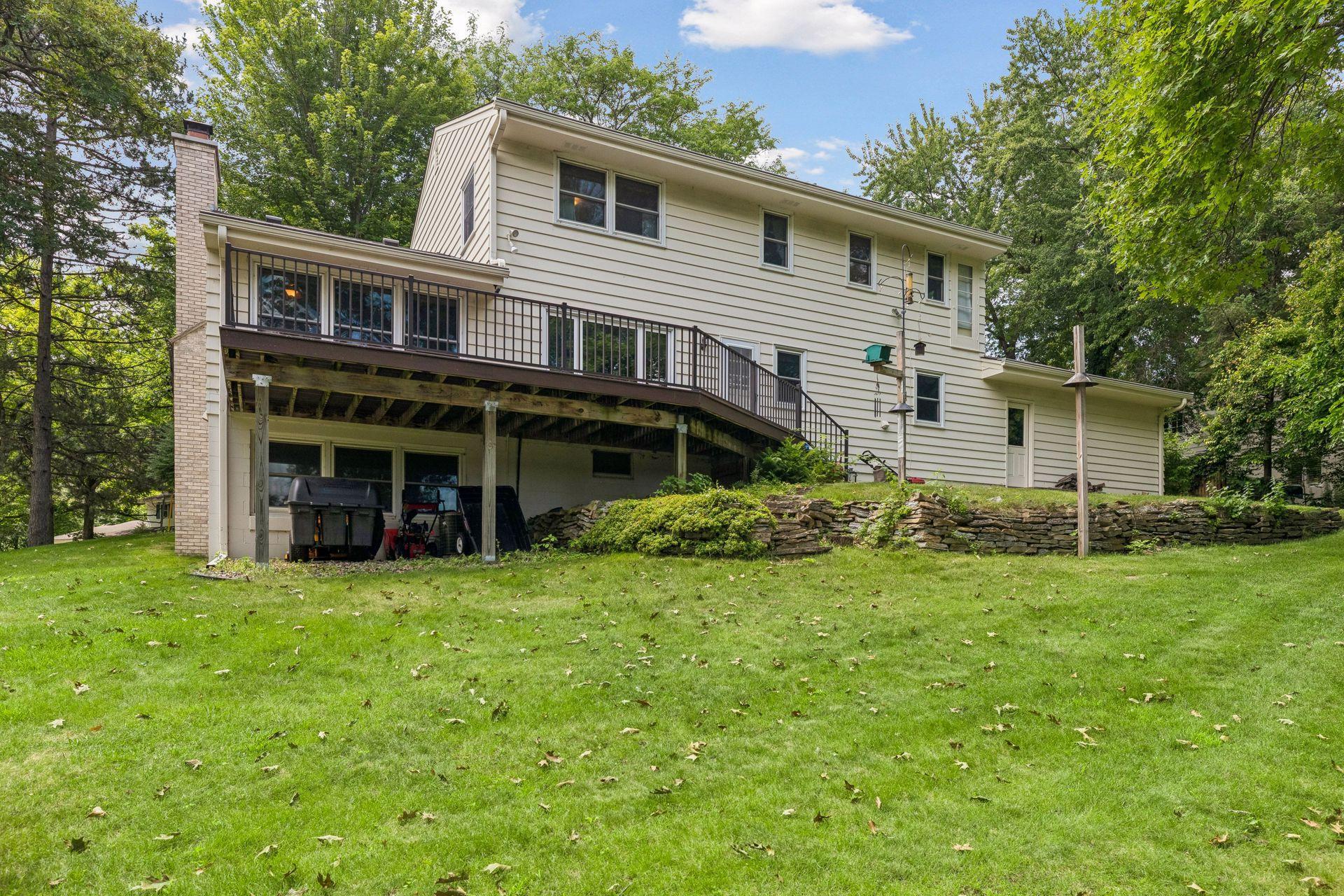 View of Residential at 3931 Huntingdon Drive, Hopkins MN 55305, Hopkins (9 of 47) - Mike Wilen | Minnesota Team Real Estate