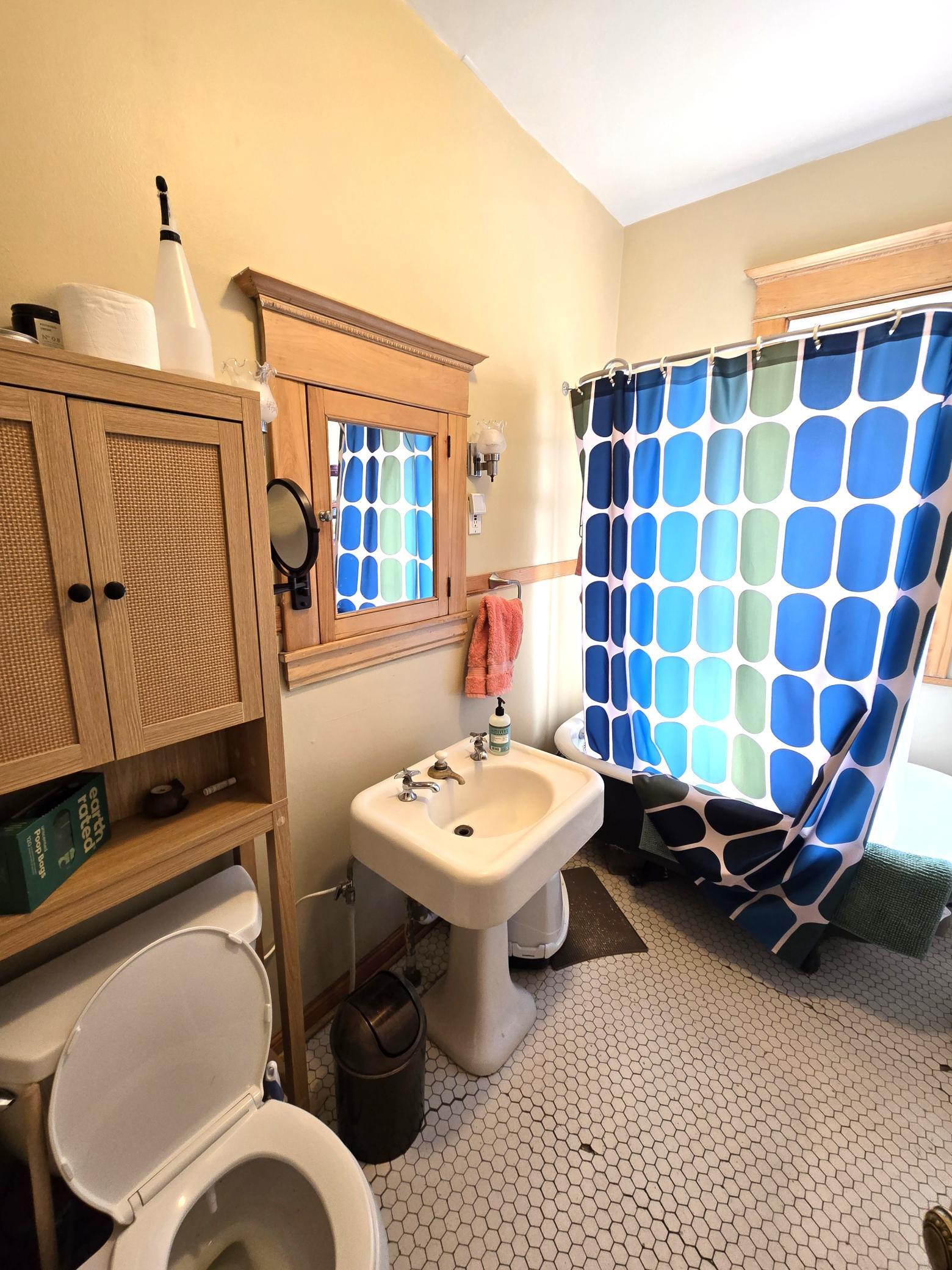 View of Residential Income at 2209 Pleasant Avenue, Minneapolis MN 55404, Minneapolis (37 of 48) - Mike Wilen | Minnesota Team Real Estate