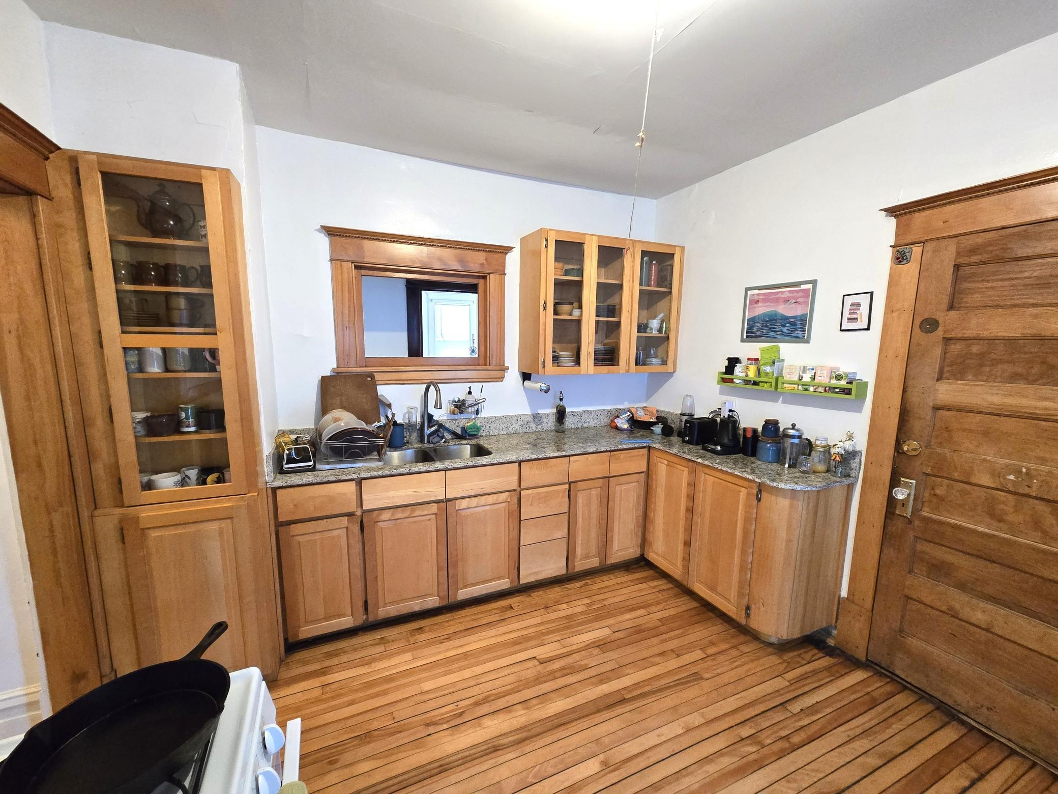 View of Residential Income at 2209 Pleasant Avenue, Minneapolis MN 55404, Minneapolis (23 of 48) - Mike Wilen | Minnesota Team Real Estate