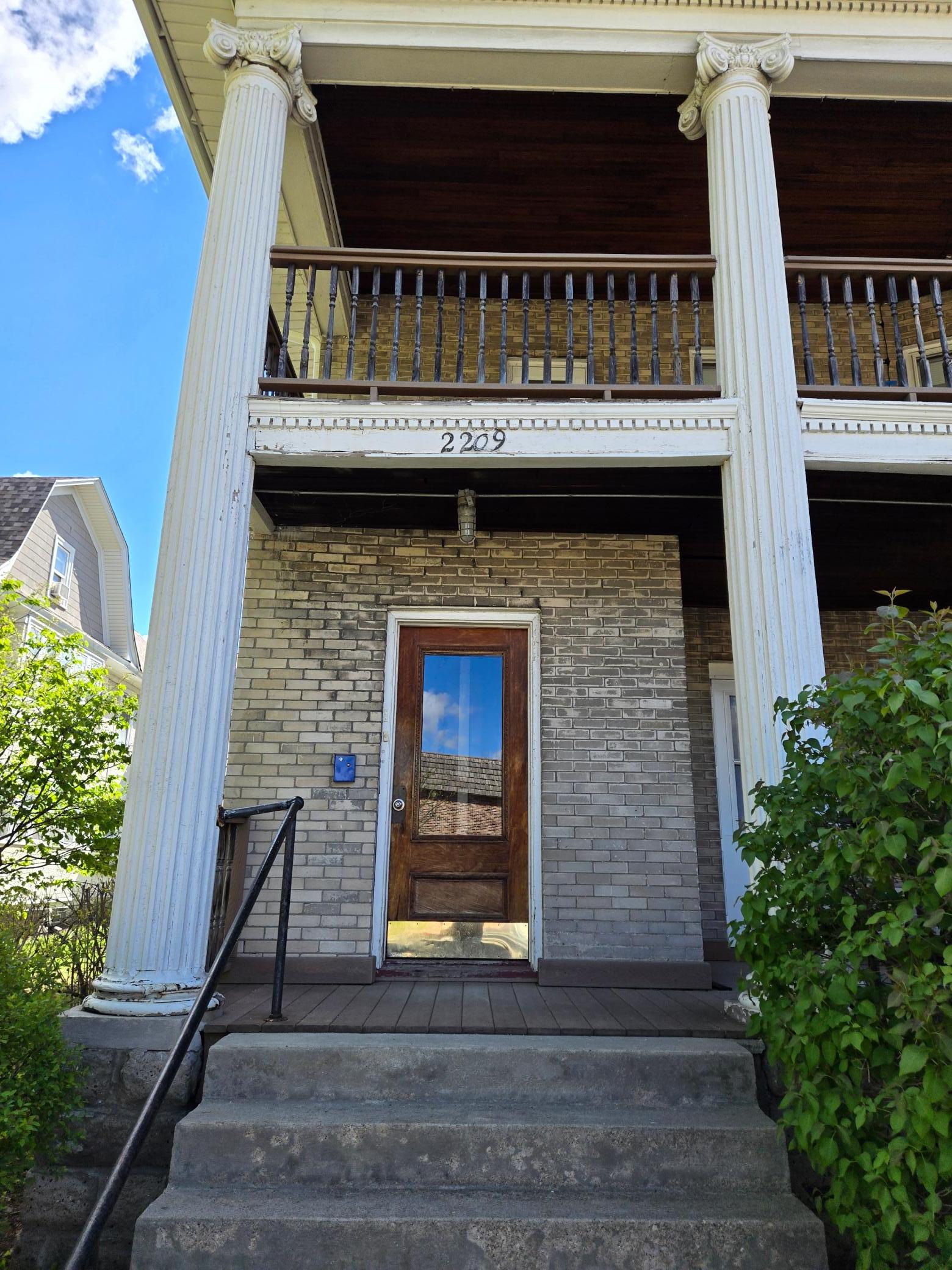 View of Residential Income at 2209 Pleasant Avenue, Minneapolis MN 55404, Minneapolis (5 of 48) - Mike Wilen | Minnesota Team Real Estate